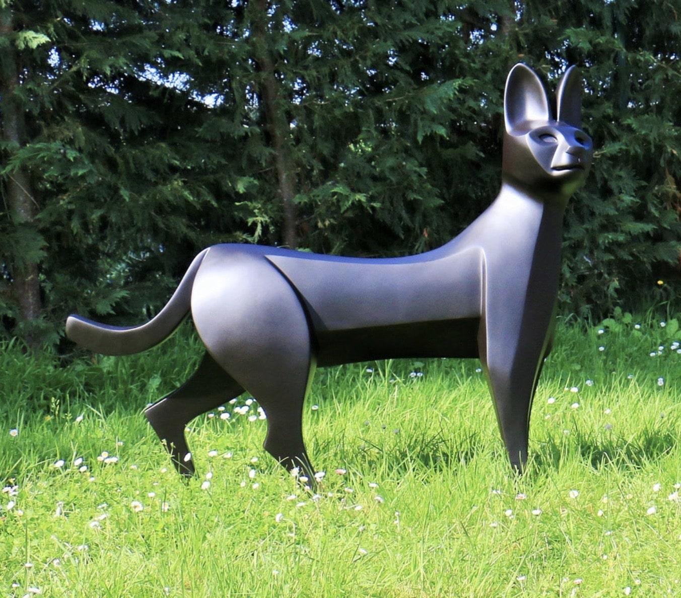 The Serval by Eric Valat - Sculpture and bench, animal art, wildcat For Sale 2