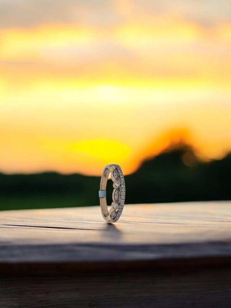 Bead Peridot Double Band Ring, 14K Yellow Gold with 0.25ct Natural Round Diamonds For Sale