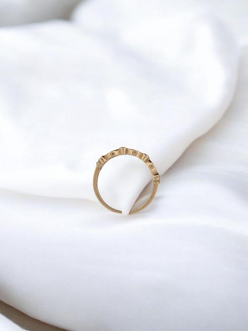 Women's Peridot Double Band Ring, 14K Yellow Gold with 0.25ct Natural Round Diamonds For Sale