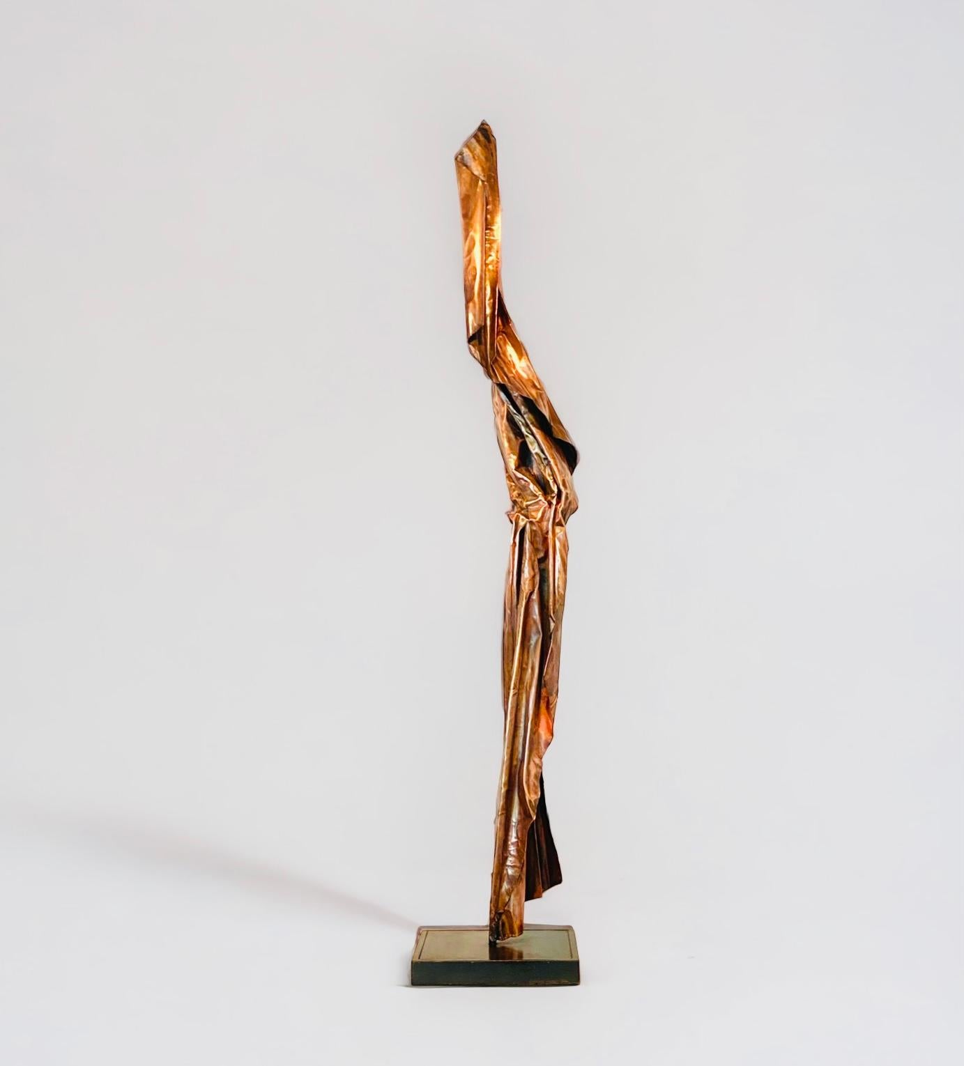 Erica Larkin Gaudet Figurative Sculpture - Imago VIII