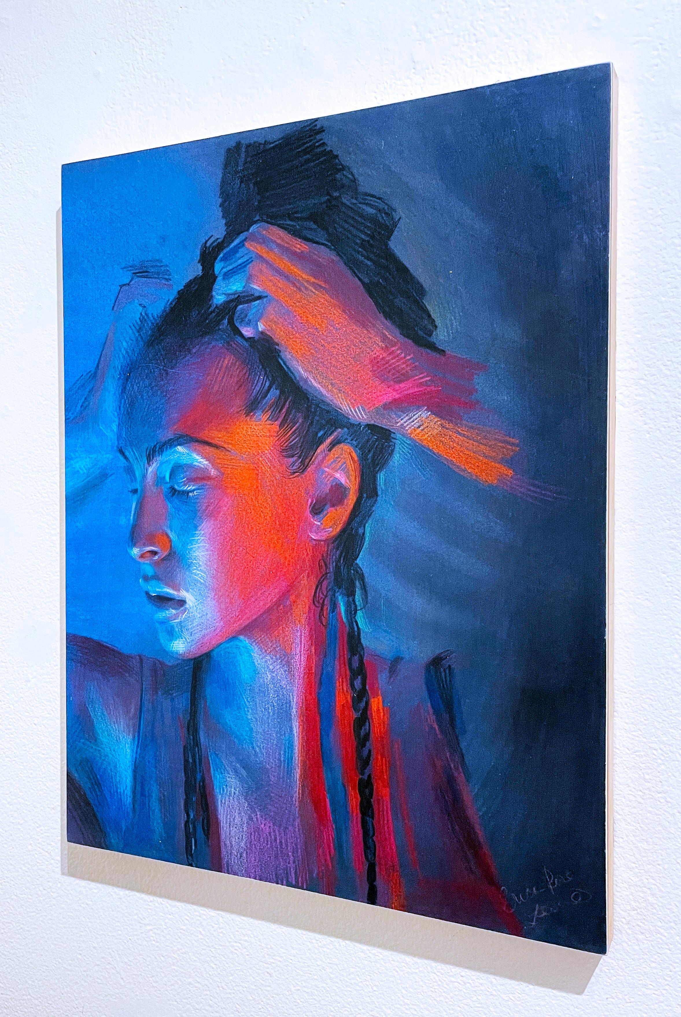 Moonlit: Blue II (2022) portrait au crayon de couleur, femme, visage, hyperréalisme, bleu - Bleu Portrait Painting par Erica Rose Levine