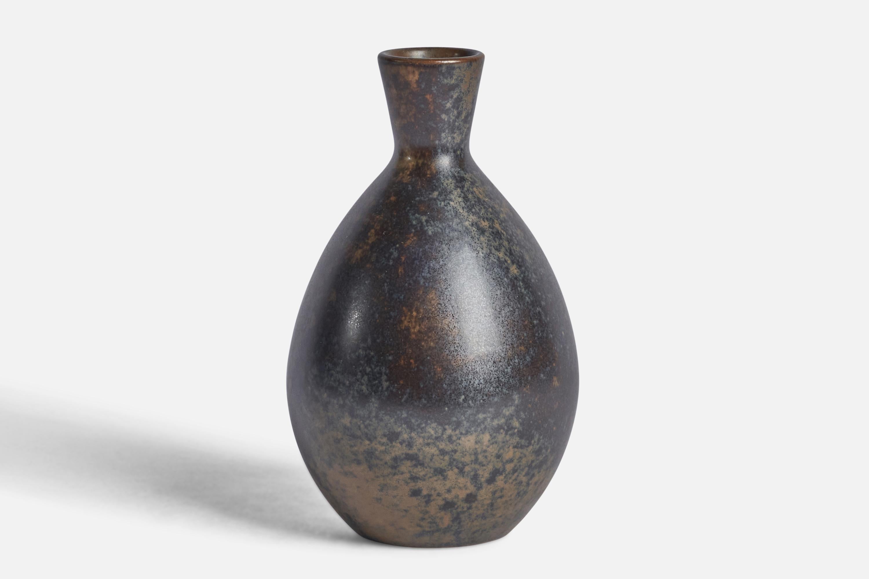 A black-glazed stoneware vase designed and produced by Erich and Inger Triller in Sweden, c. 1960s.
