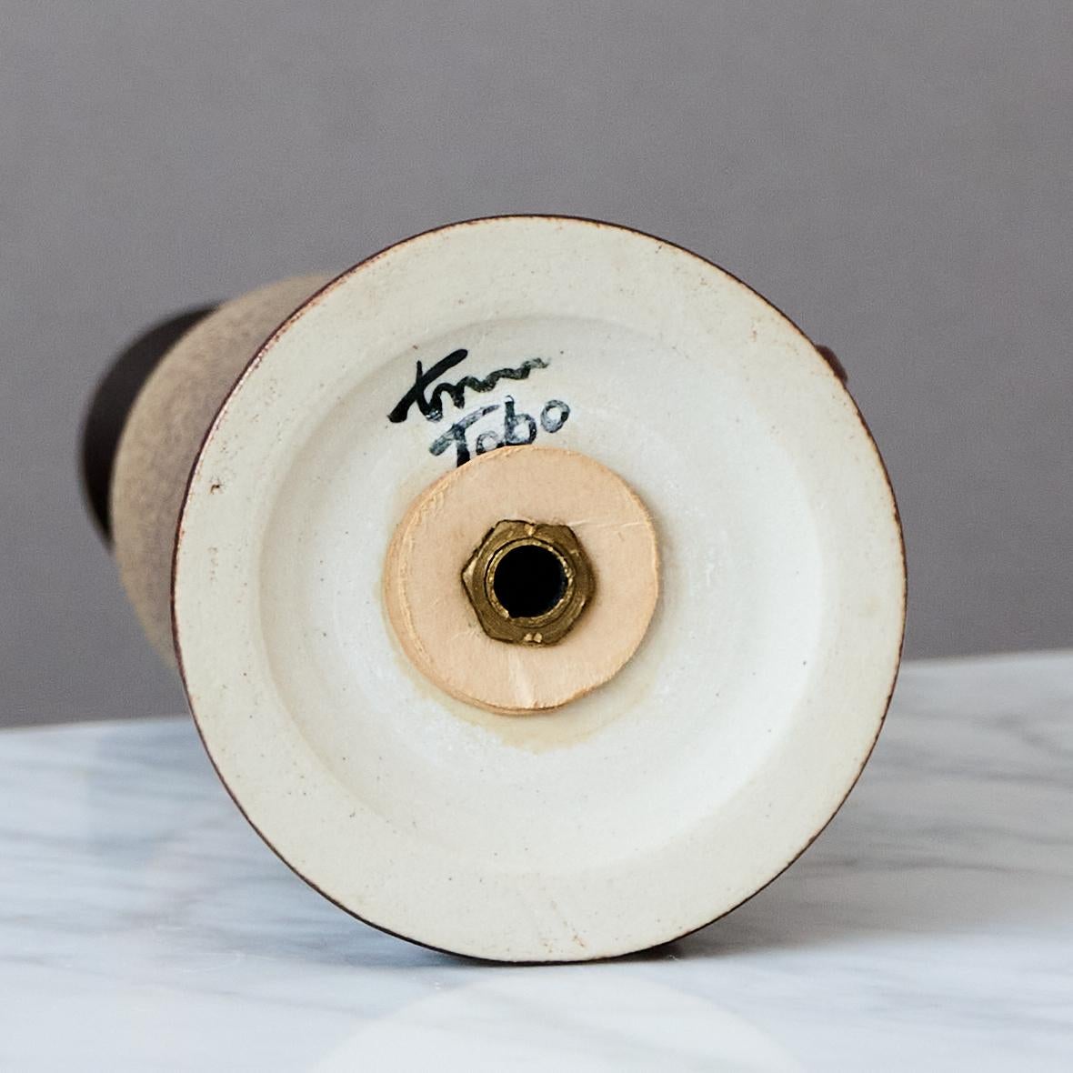 Erich and Ingrid Triller, Lámpara de sobremesa de gres marrón para Tobo, Suecia, años 50 en venta 1