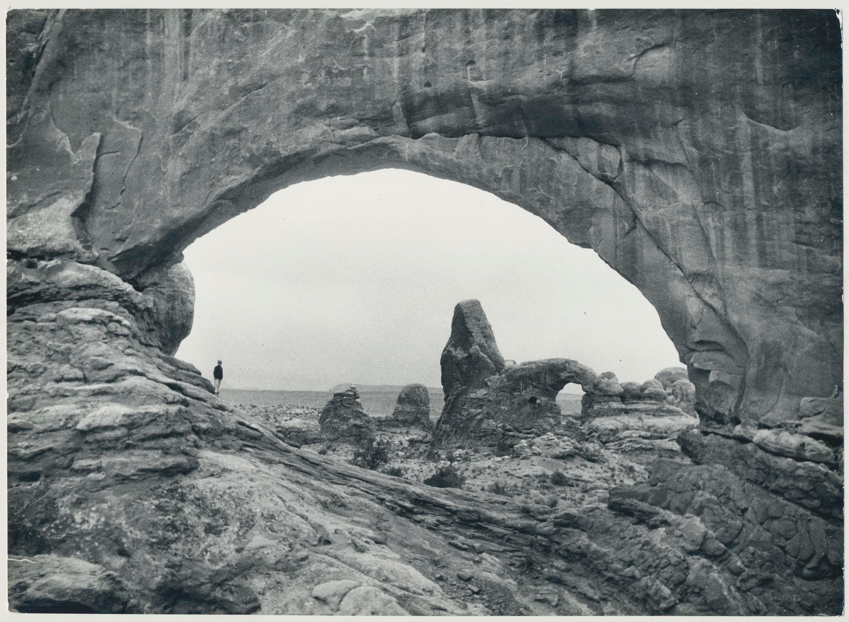 Erich Andres Black and White Photograph - Arches Nationalpark, Utah, Black and White, USA 1960s, 17 x 23, 4 cm