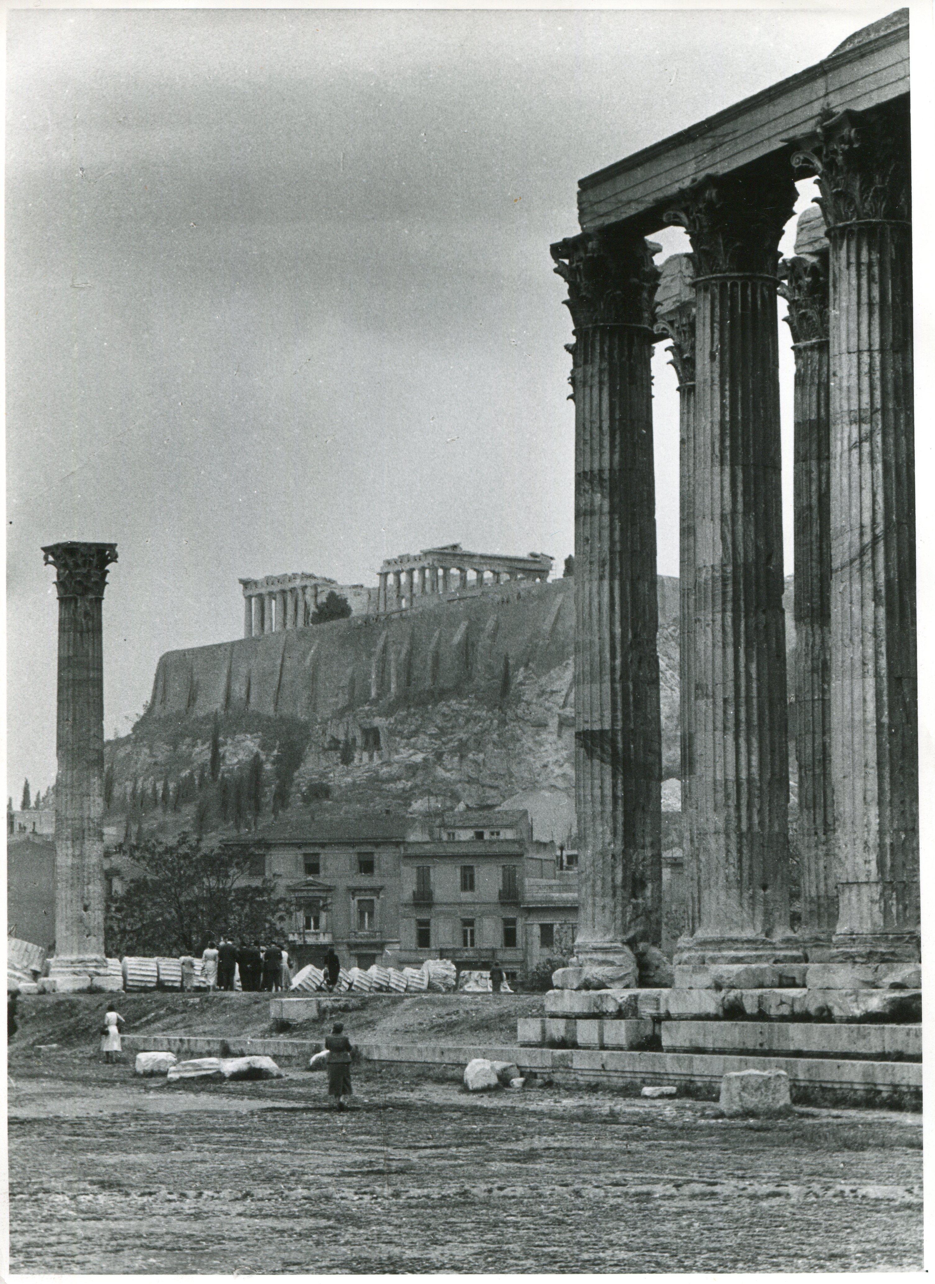 Erich Andres Black and White Photograph - Athens - Acropolis, Temple of Zeus