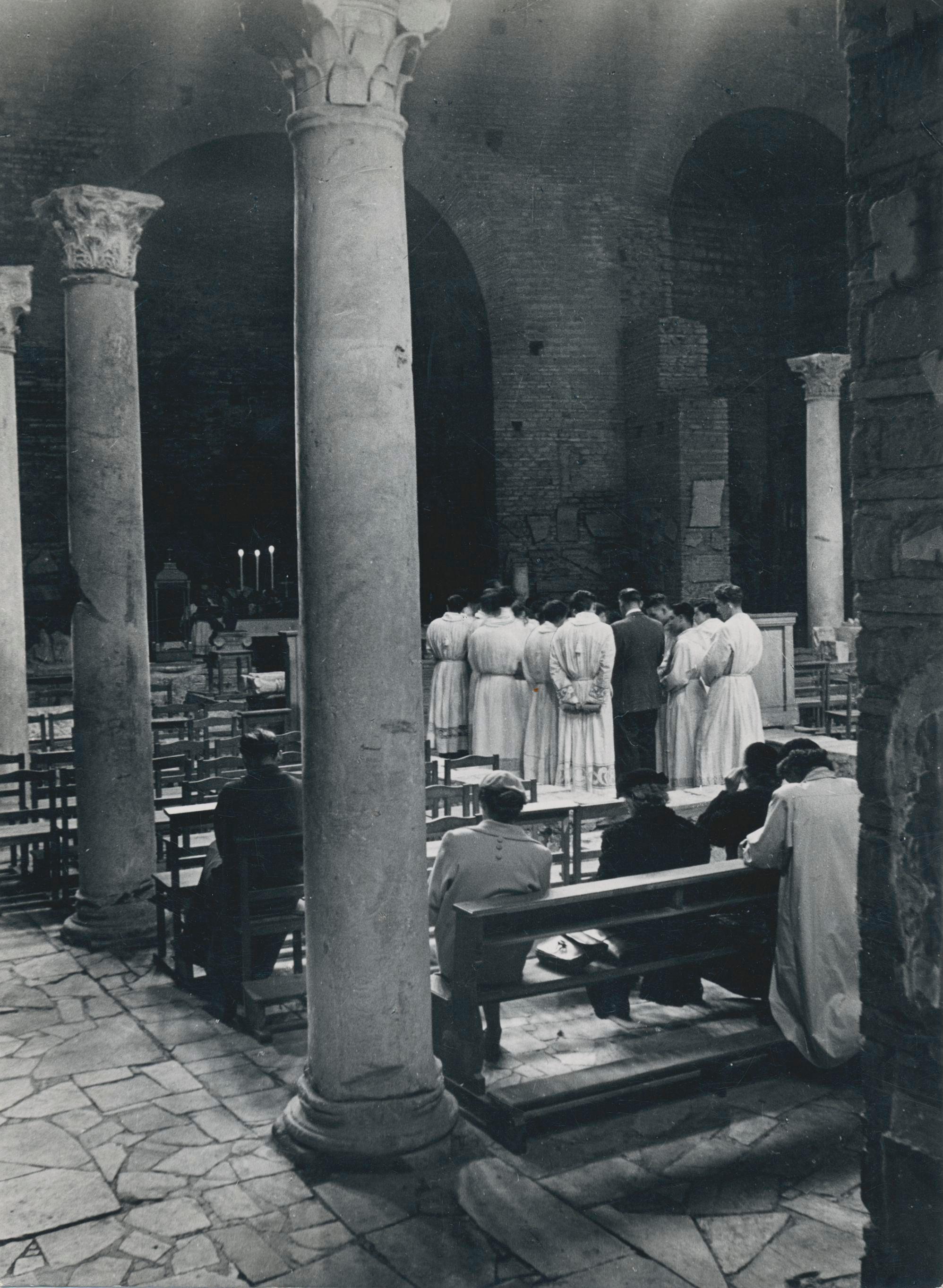 Black and White Photograph di Erich Andres - Basilica, Venezia, Chiesa, Bianco e nero, Italia 1950, 23, 1 x 17 cm