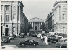 Vintage Cars, Road, Street Photography, Black and White, Paris, 1950s, 13 x 17,6 cm