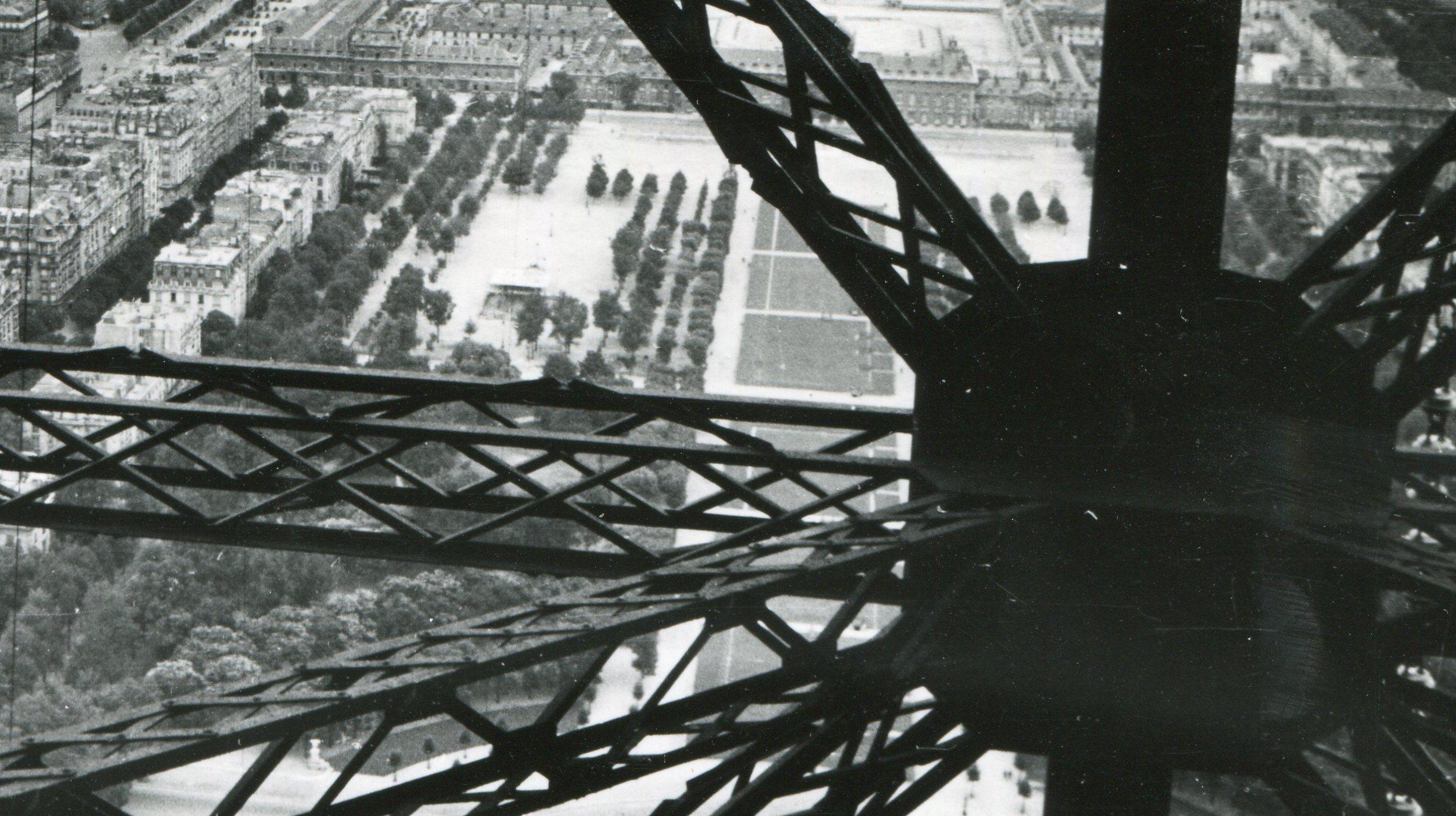 Eifeltower, Paris, 1955 - Photograph by Erich Andres