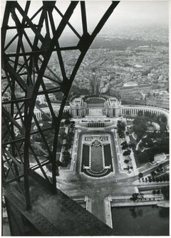 Eifeltower, Paris, 1955