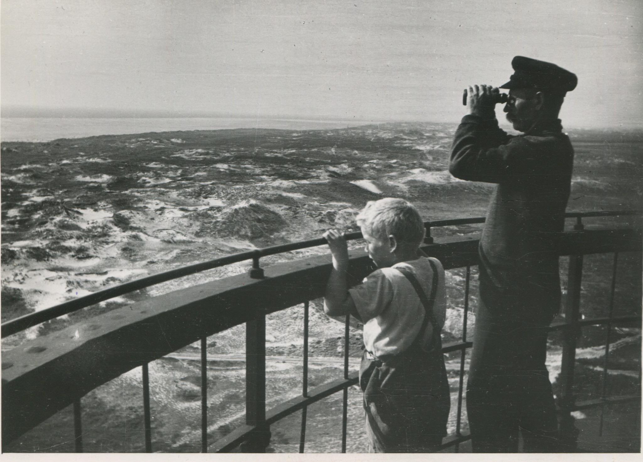 Erich Andres, Jahrgang, Amrum, Deutschland, 1938, 17, 5 x 12, 4 cm