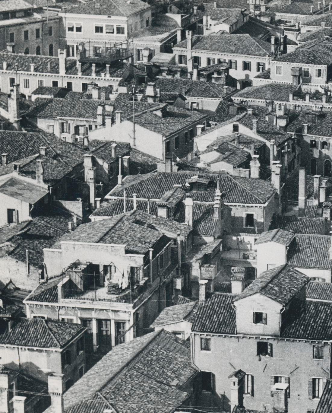 Houses from above, Black and White, Italy 1950s, 13 x 17, 9 cm - Photograph by Erich Andres
