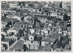 Houses from above, Schwarz-Weiß, Italien 1950er Jahre, 13 x 17,9 cm