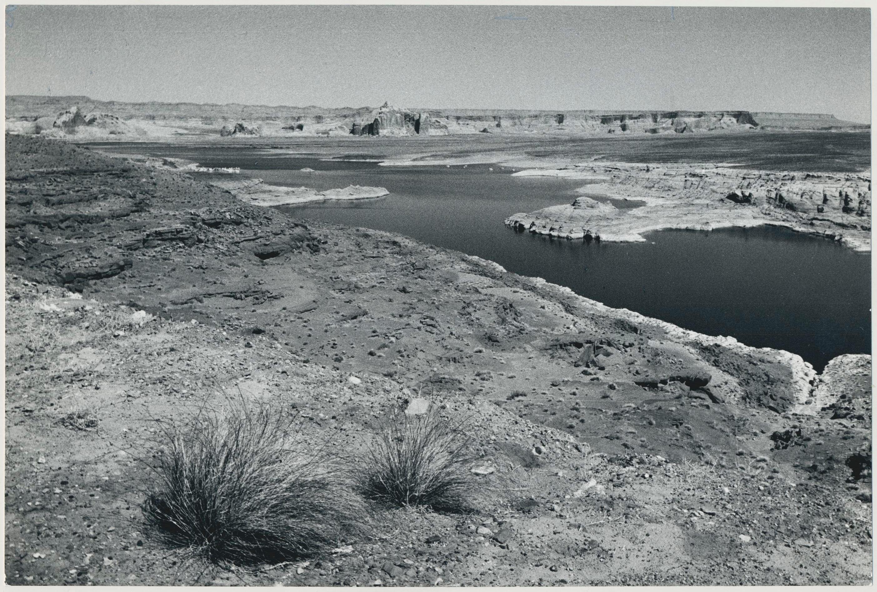 Erich Andres Black and White Photograph – Lake Powell, Utah/Arizona, Schwarz und Weiß, USA 1960er Jahre, 15, 7 x 23, 3 cm
