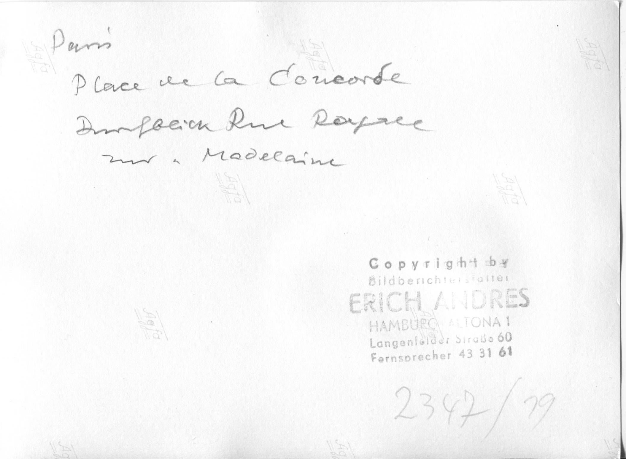Paris 1952, Place de la Concorde, Paris – Photograph von Erich Andres