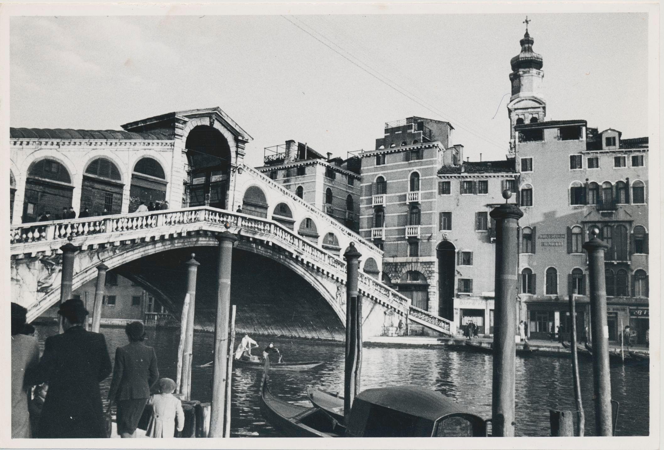 Erich Andres Black and White Photograph - Venice, Venedig, Rialto Bridge, Italy 1950s, 12 x 17, 8 cm