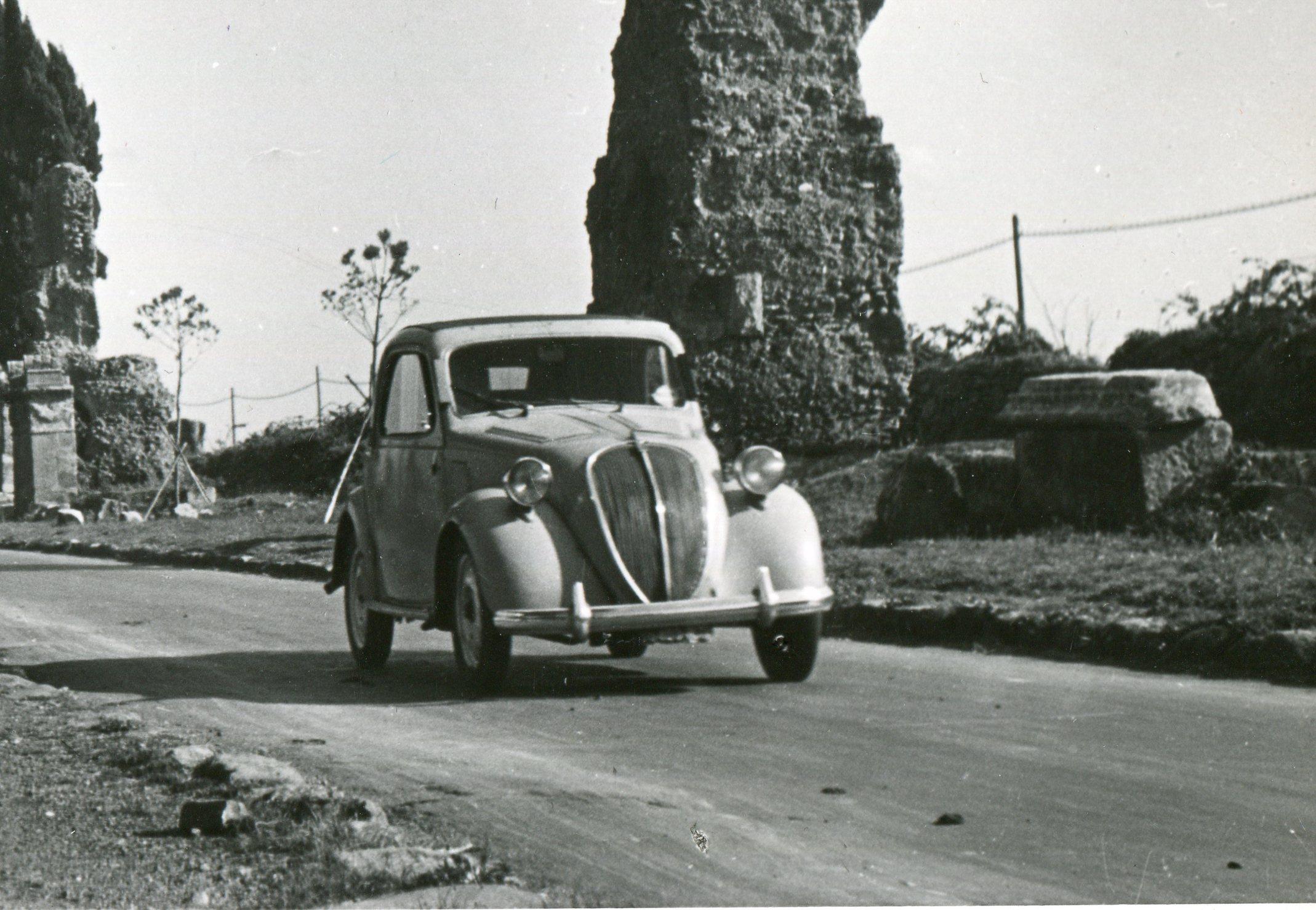 Rom – Via Appia 1954 (Moderne), Photograph, von Erich Andres