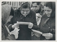 Rome, Women, Street Photography, Black and White, Italy 1950s, 12.9 x 17.2 cm