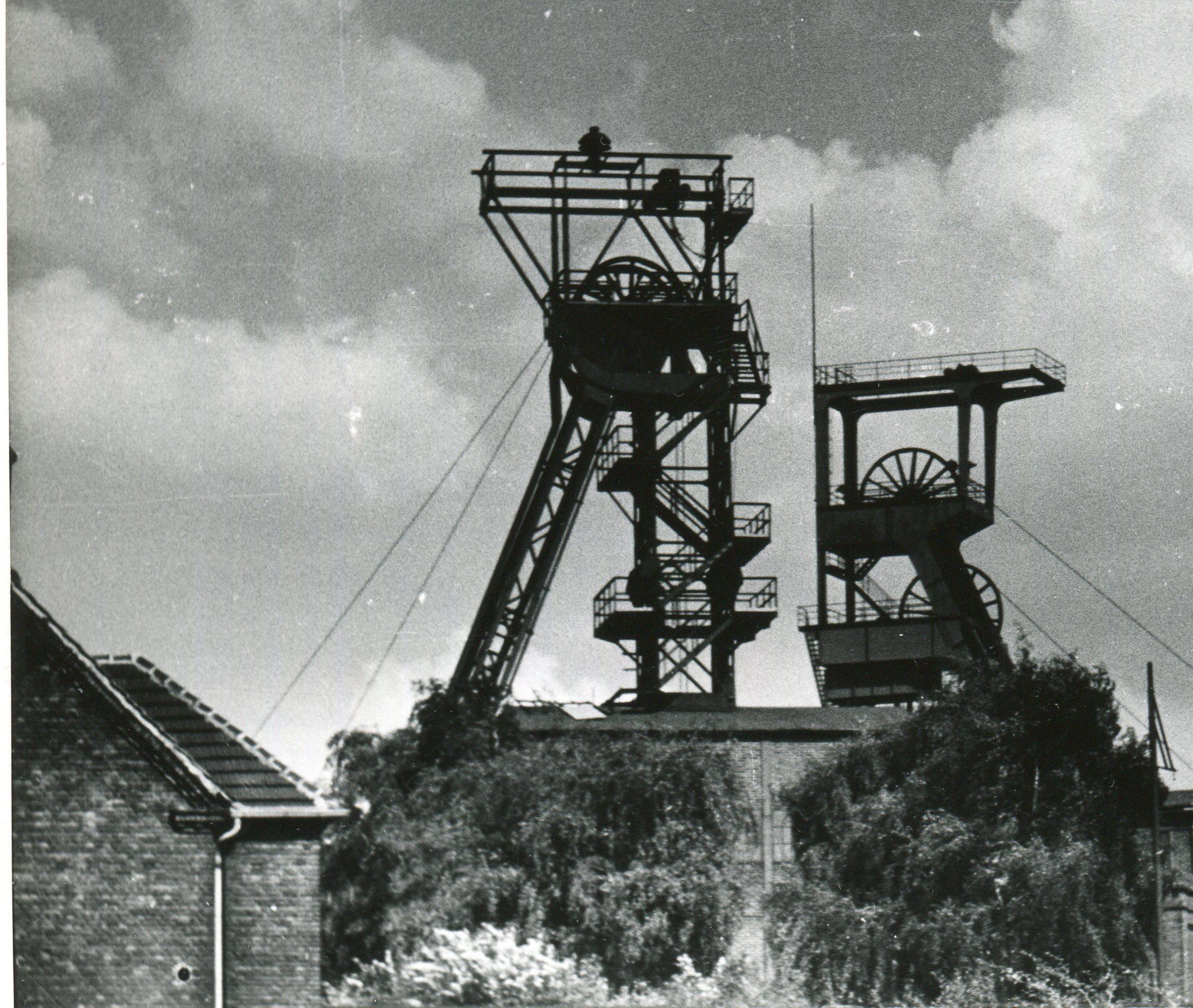 Zona della Ruhr Zeche Westerholt, Germania 1947 - Photograph di Erich Andres