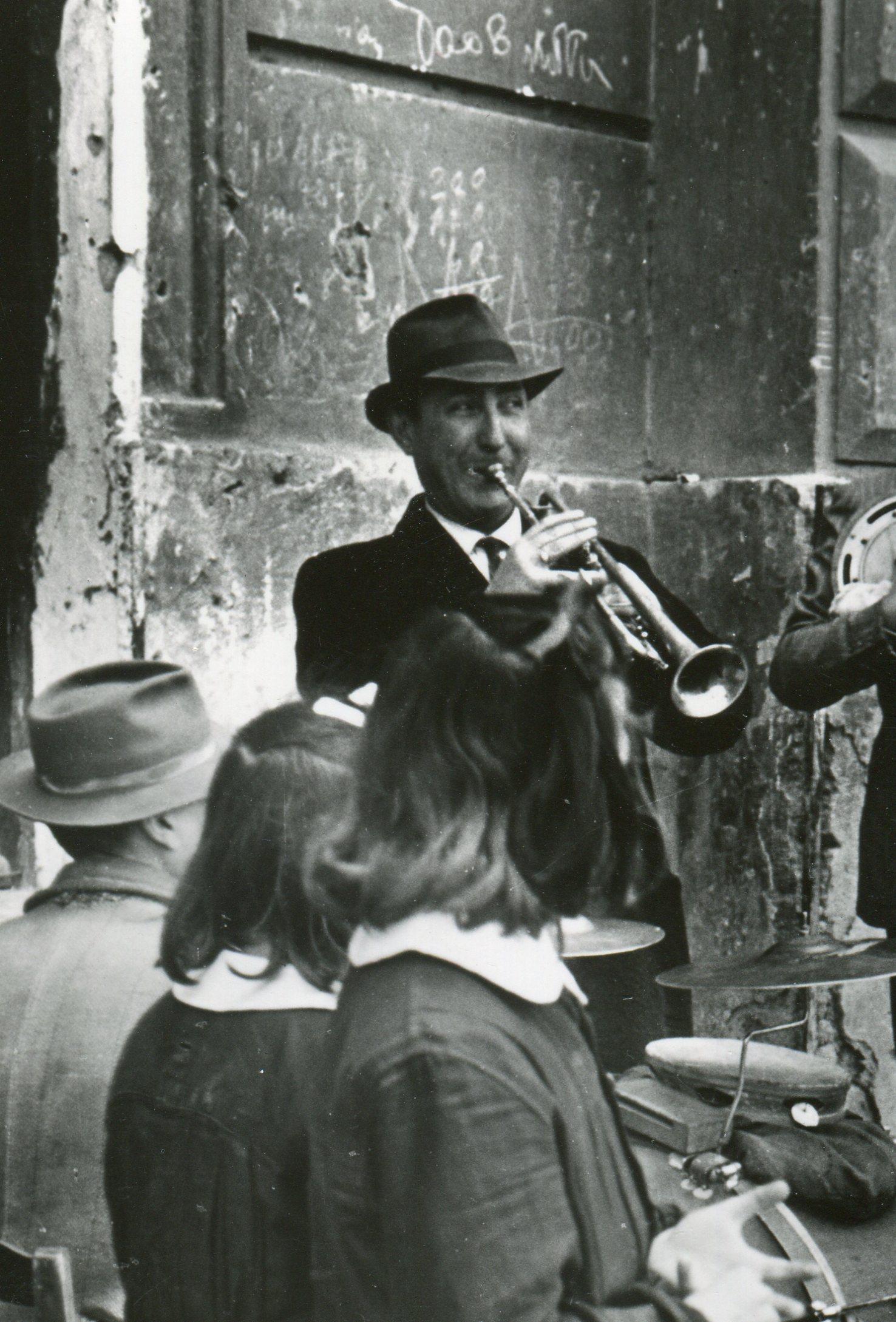 Street musicians Naples 1955 - Photograph by Erich Andres