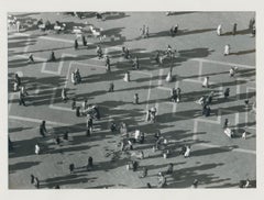 Venice - Crowd from above, Italy, 1950s, 17,23 x 11,5 cm