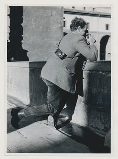 Vintage Venice - Photographer taking pictures, Italy 1950s, 18 x 13 cm