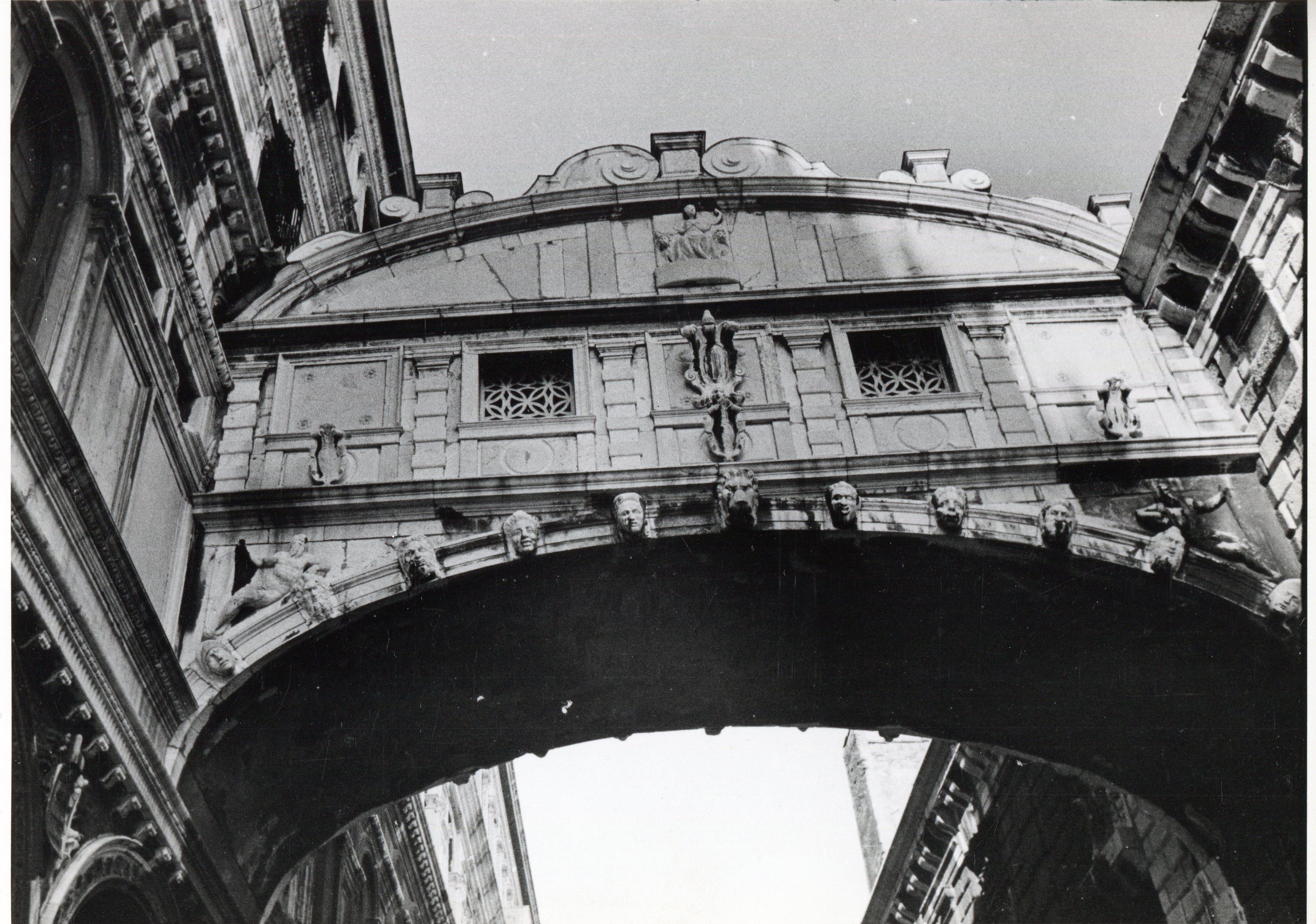 Erich Andres Black and White Photograph - Venice - Ponte dei Sospiri 1954