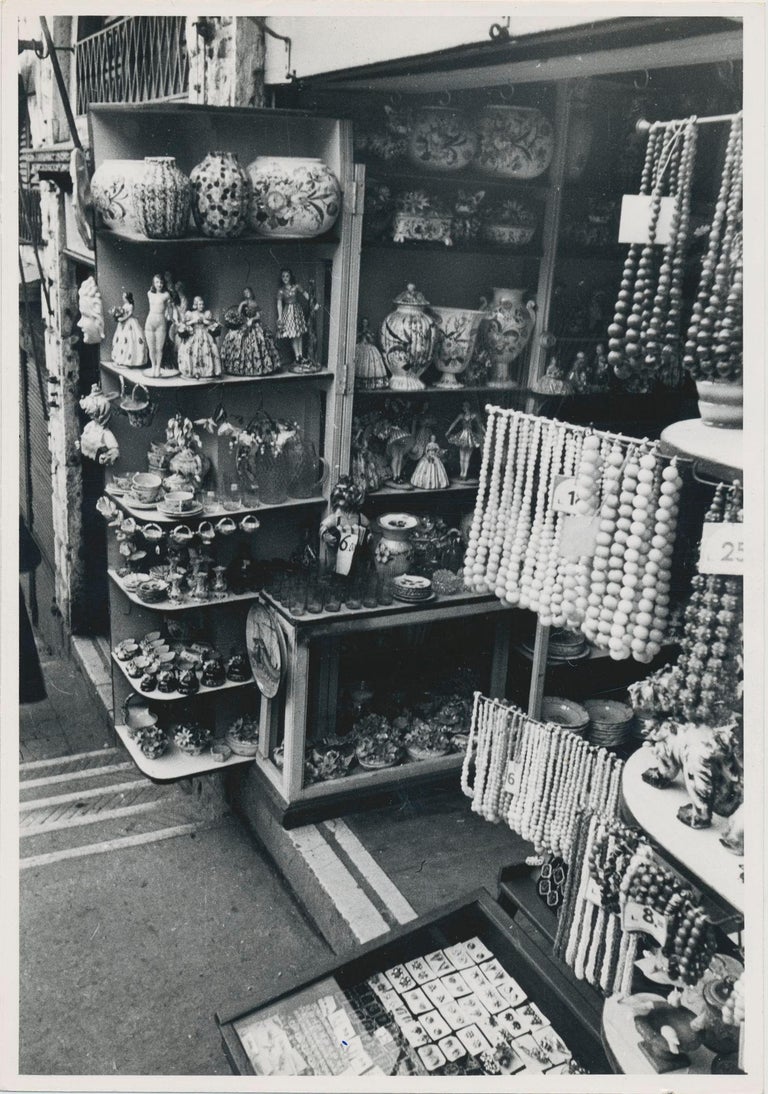 Erich Andres Still-Life Photograph - Venice, Shop, Street Photography, Black and White, Italy 1950s, 17,8 x 12,4 cm