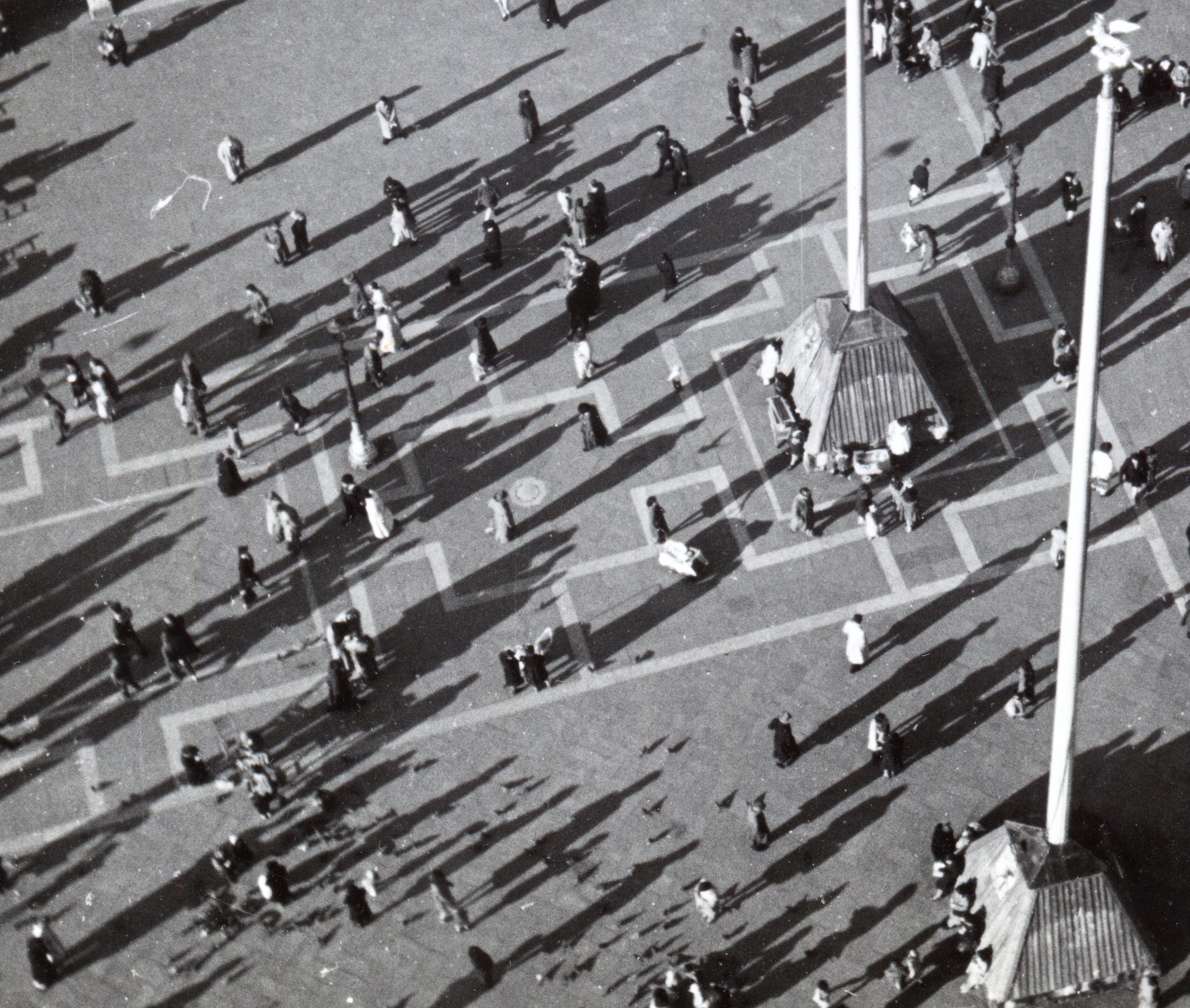 Venice - St.Marcus' Square 1954 - Modern Photograph by Erich Andres