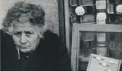 Woman, Market, Street Photography, Black and White, Italy 1950s, 17, 7 x 12, 9 cm