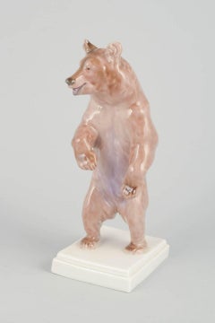 Erich Hösel for Meissen. Porcelain figure of standing brown bear.