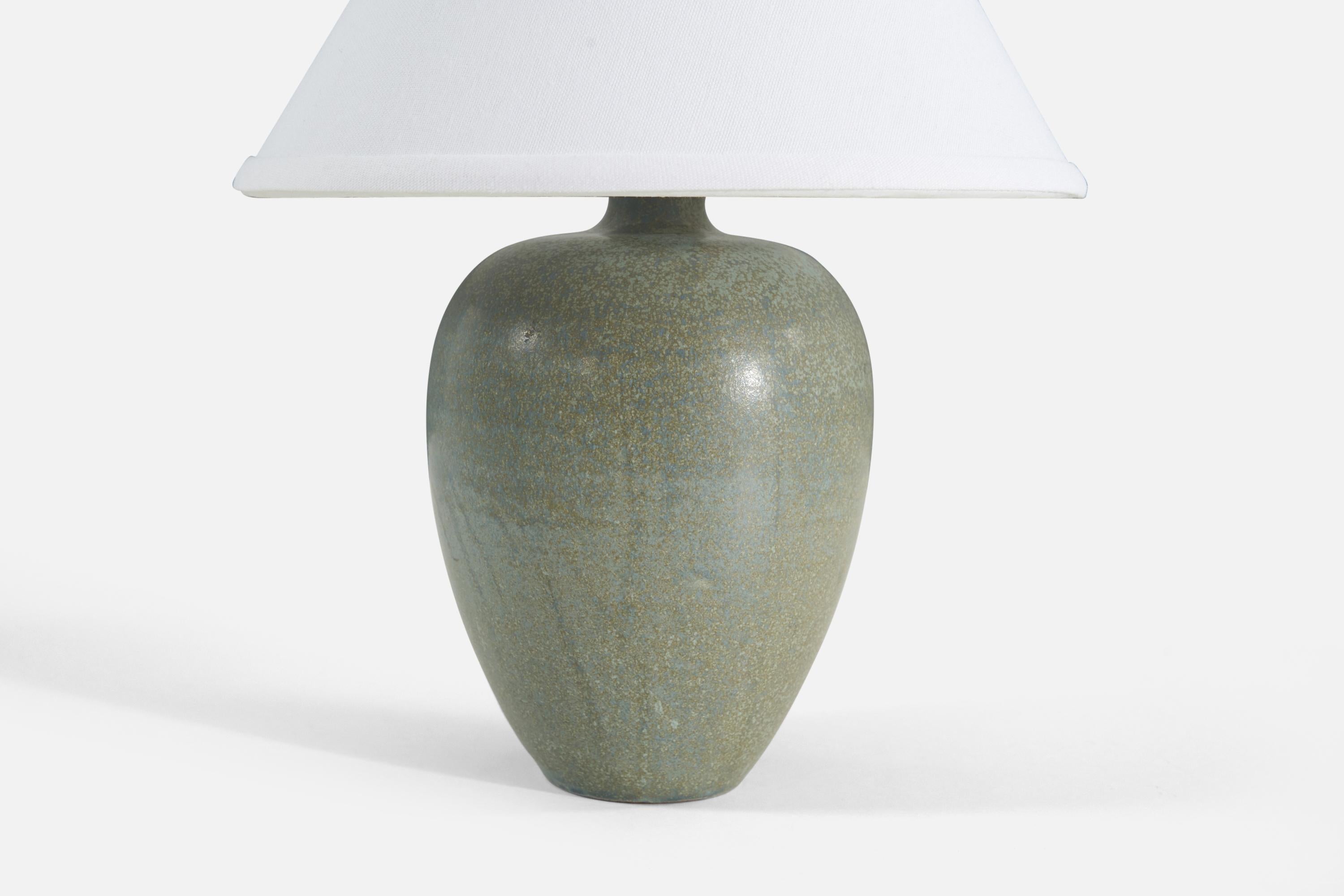 Mid-Century Modern Erich & Ingrid Triller, Table Lamp, Green-Glazed Stoneware, Tobo, Sweden, 1950s For Sale