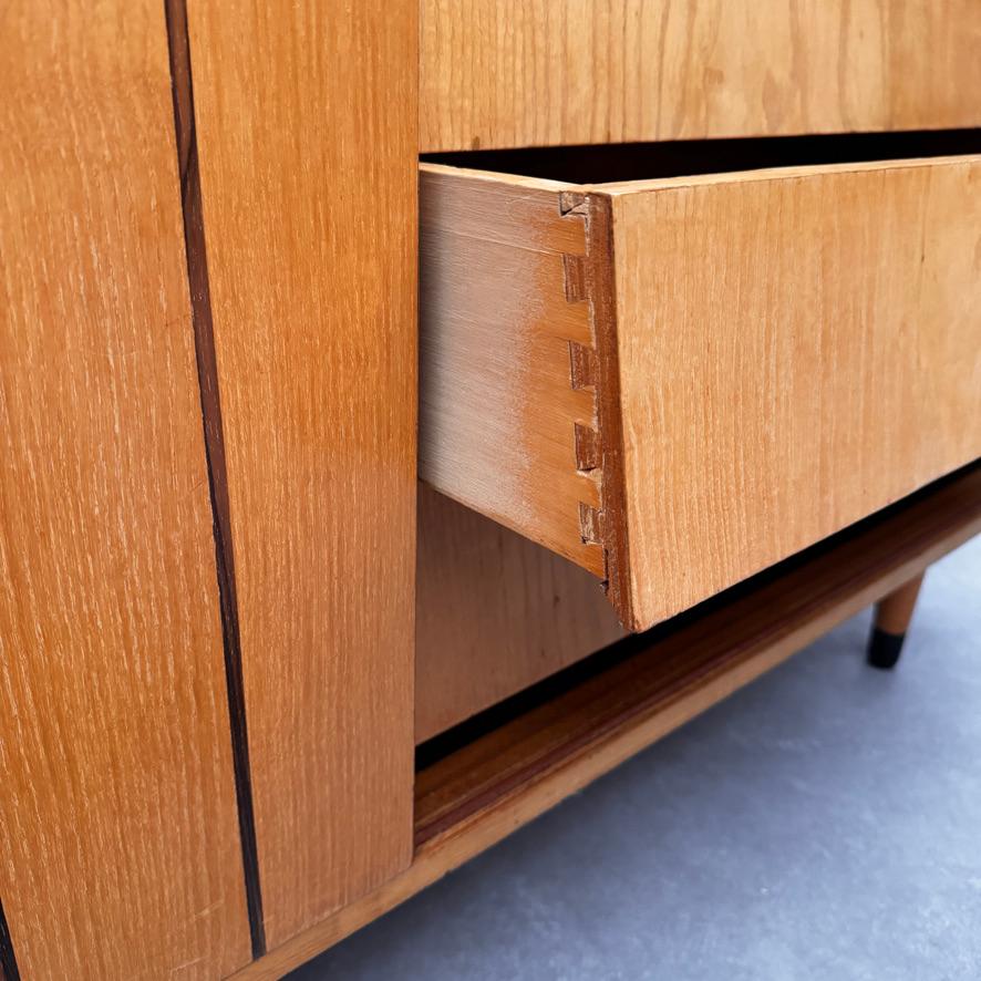 Erich Stratmann inlaid ash credenza for Oldenburger Möbel, Germany, 1950's. For Sale 2