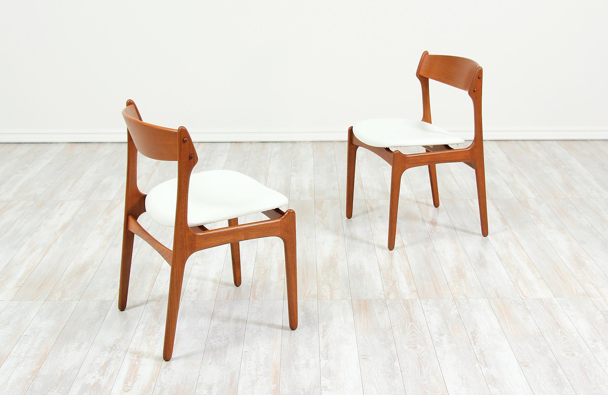 Erick Buch Teak and Leather Dining Chairs for O.D. Møbler In Excellent Condition In Los Angeles, CA