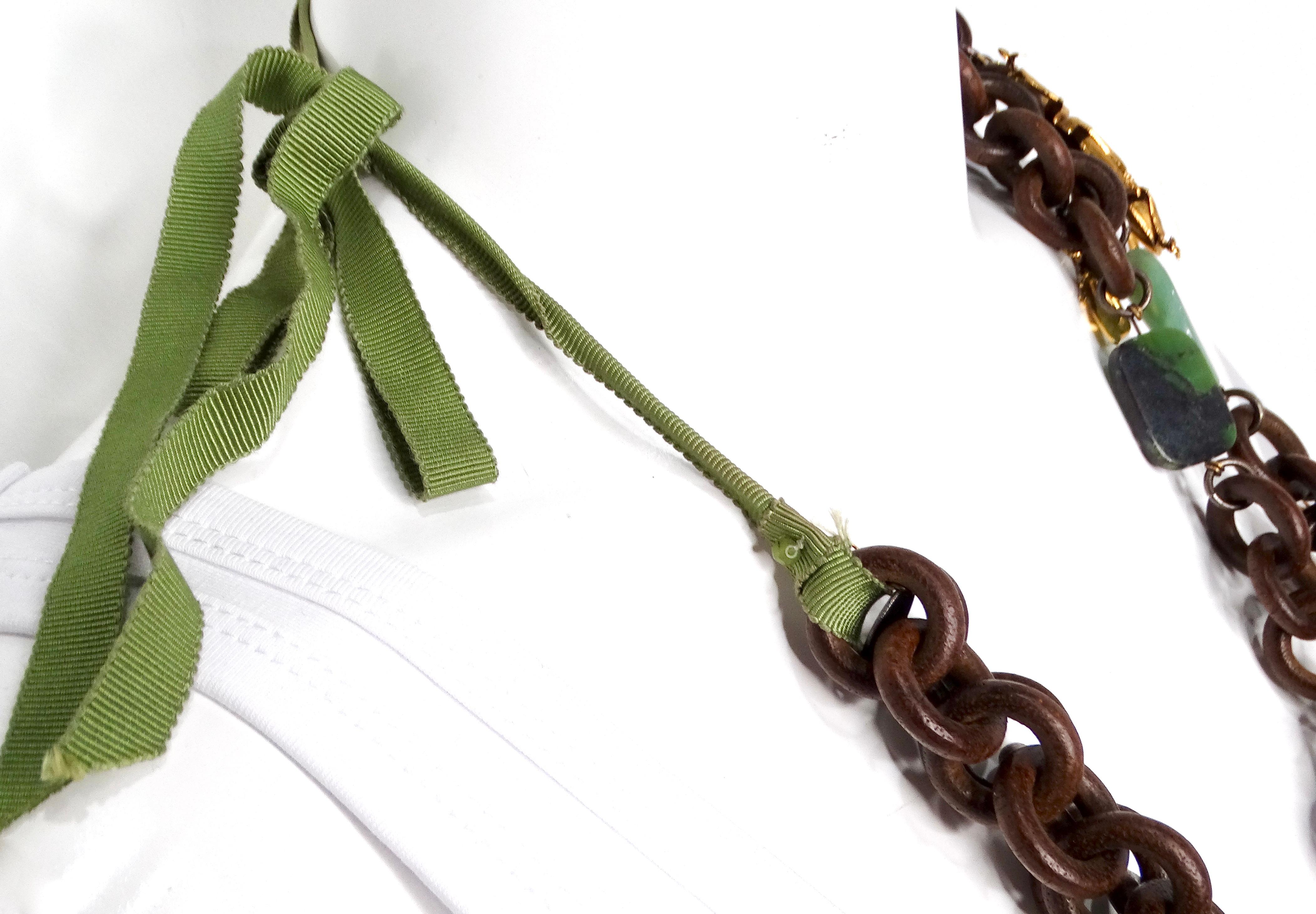 Erickson Beamon Costume Jade & Wood Chain Link Bug Charm Necklace For Sale 2