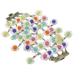 Erickson Beamon Bracelet à maillons en lucite multicolore avec breloques pendantes