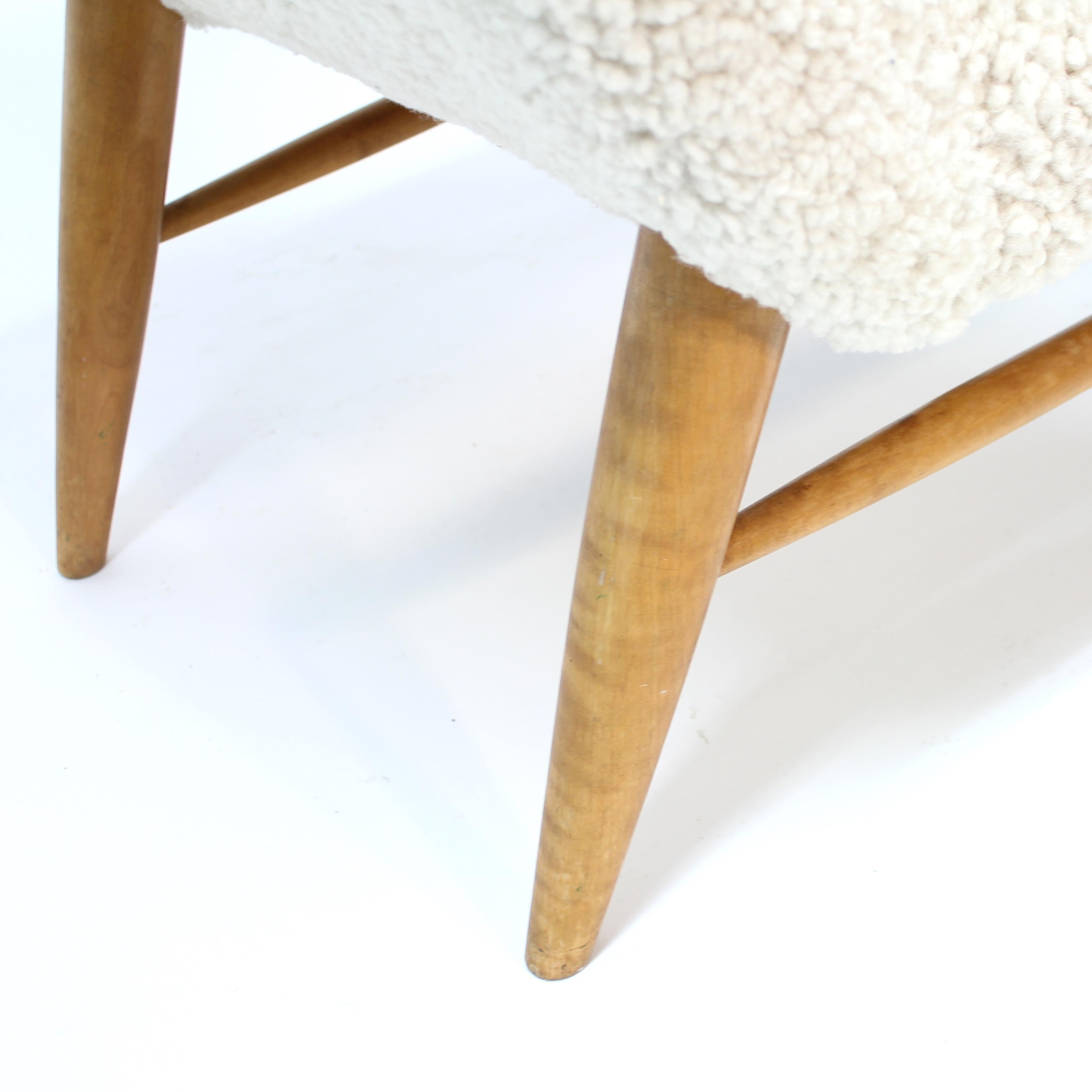 Erik Bertil Karlén, Swedish sheep skin lounge chair for Firma Rumsinteriör, 1940 For Sale 3