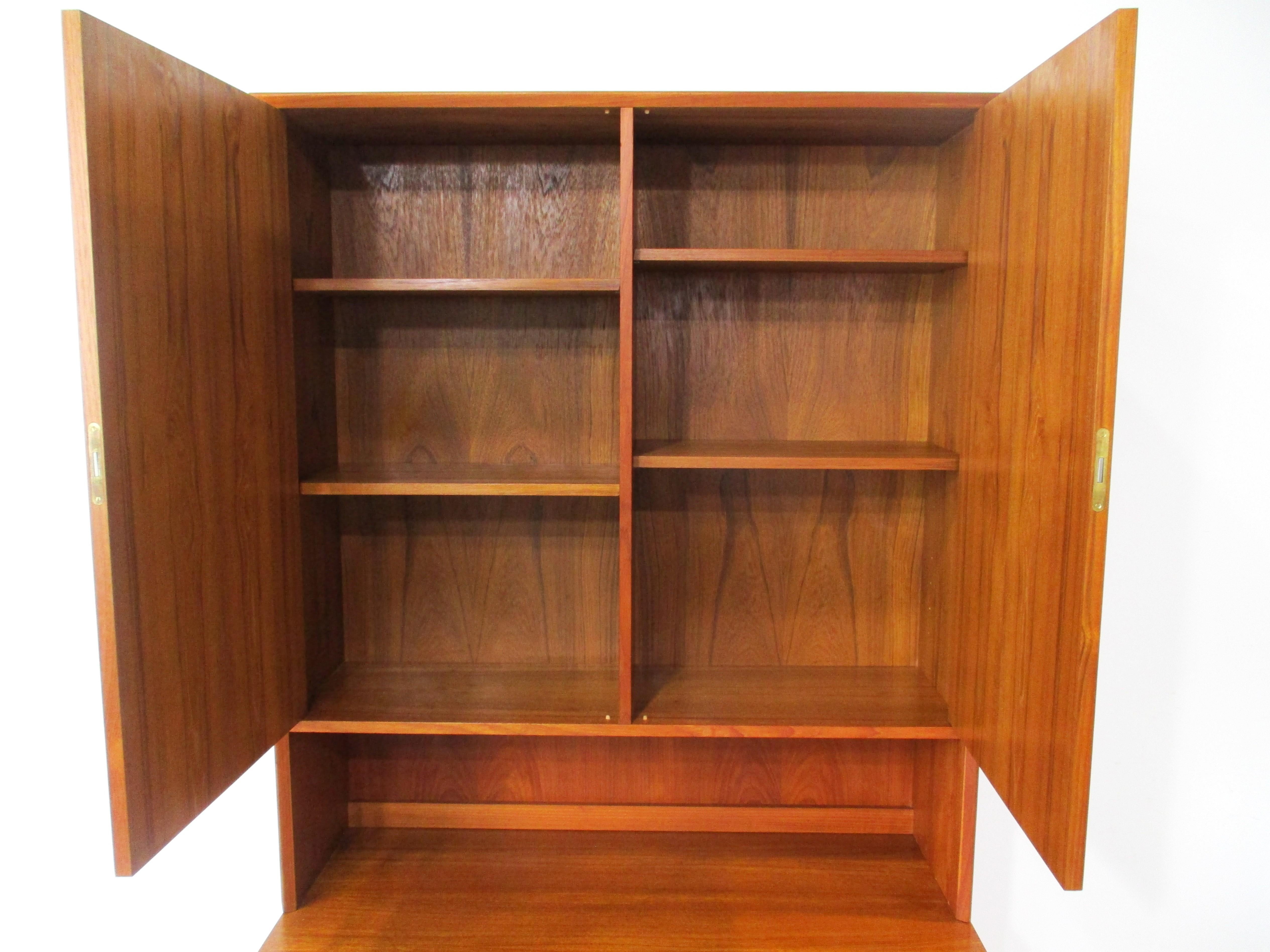Erik Brouer Teak 2 pezzi. Cassettiera per Brouer Mobelfabrik Danimarca in vendita 1