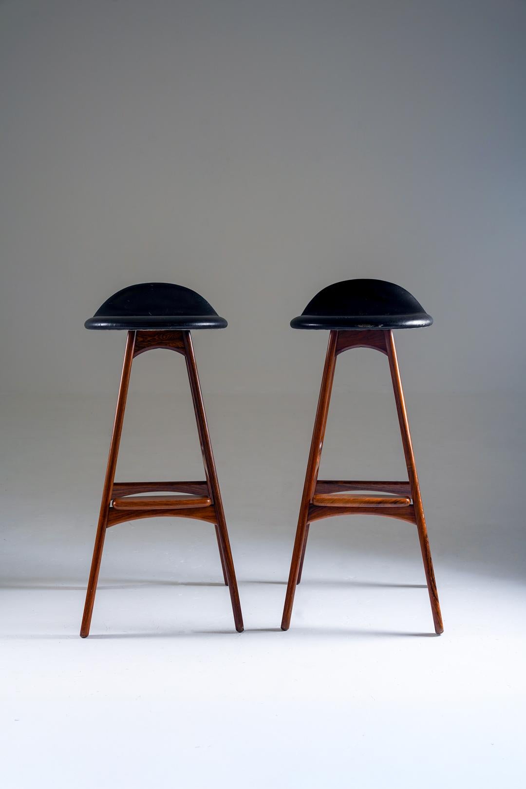 Erik Buch Bar Stools Model OD-61 for Odense Møbelfabrik, Denmark, 1960s In Good Condition For Sale In Karlstad, SE