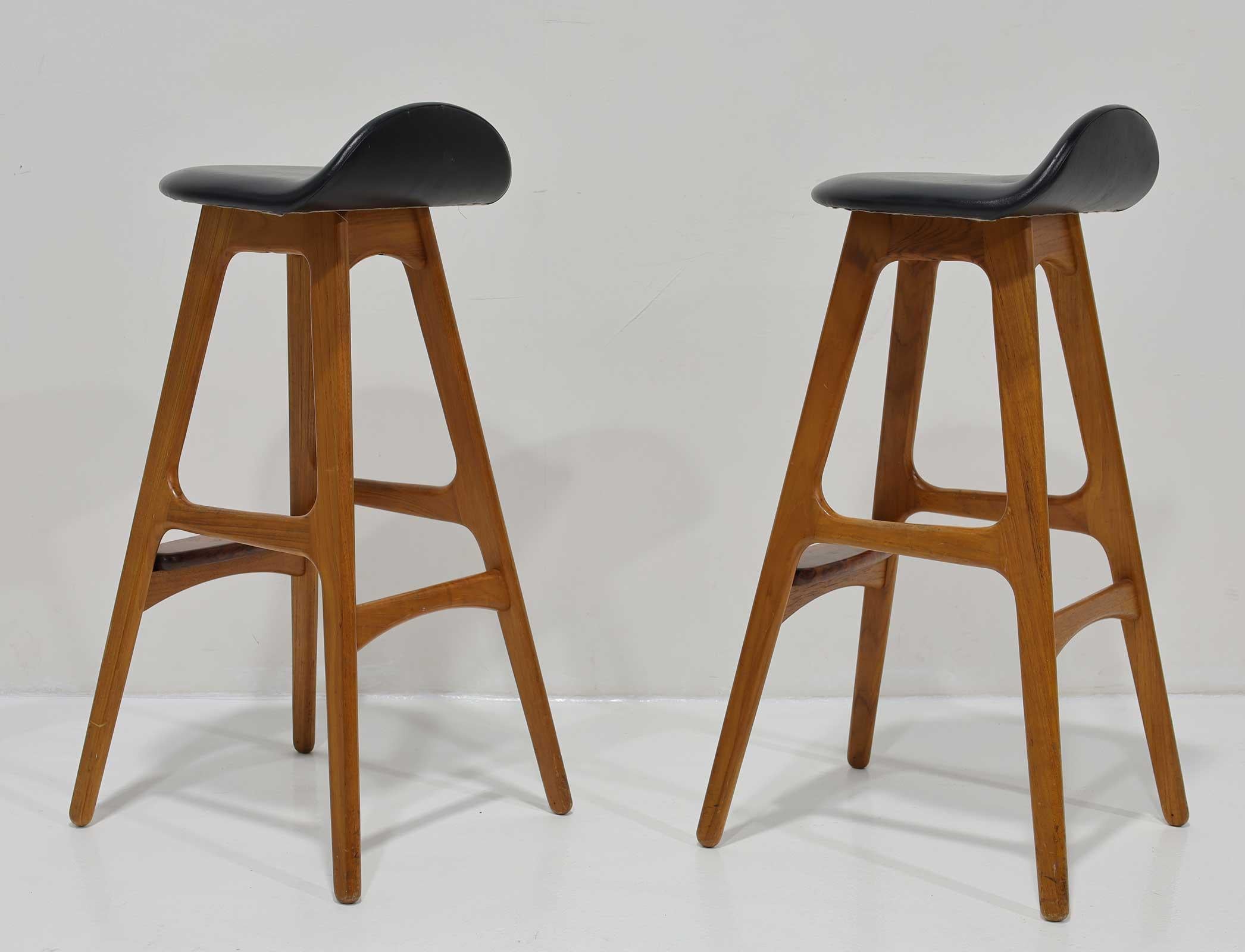 Upholstery Erik Buch Bar Stools Model OD-61, O. D. Mobler, in Teak and Rosewood For Sale