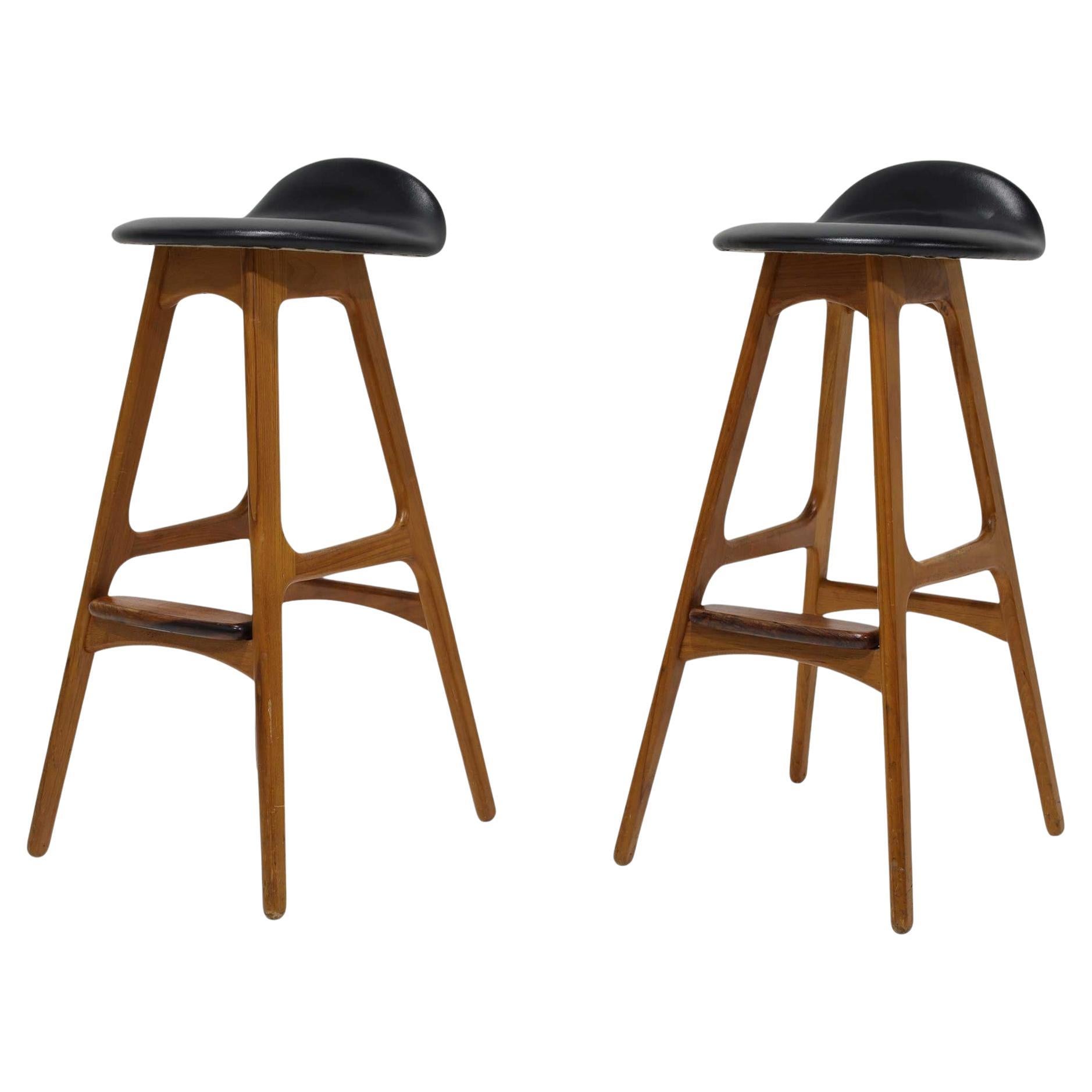 Erik Buch Bar Stools Model OD-61, O. D. Mobler, in Teak and Rosewood