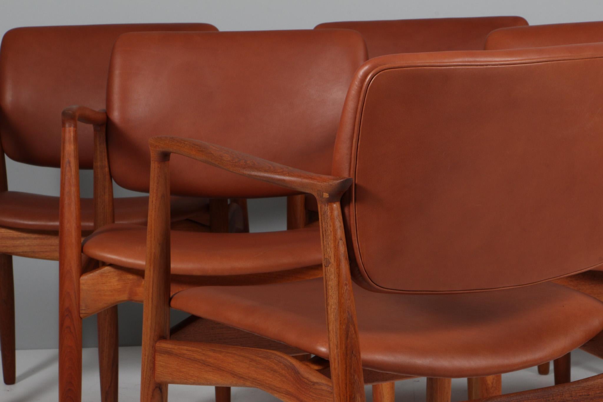 Fauteuils 'Grain' en teck et cuir d'aniline pleine fleur en vente 3