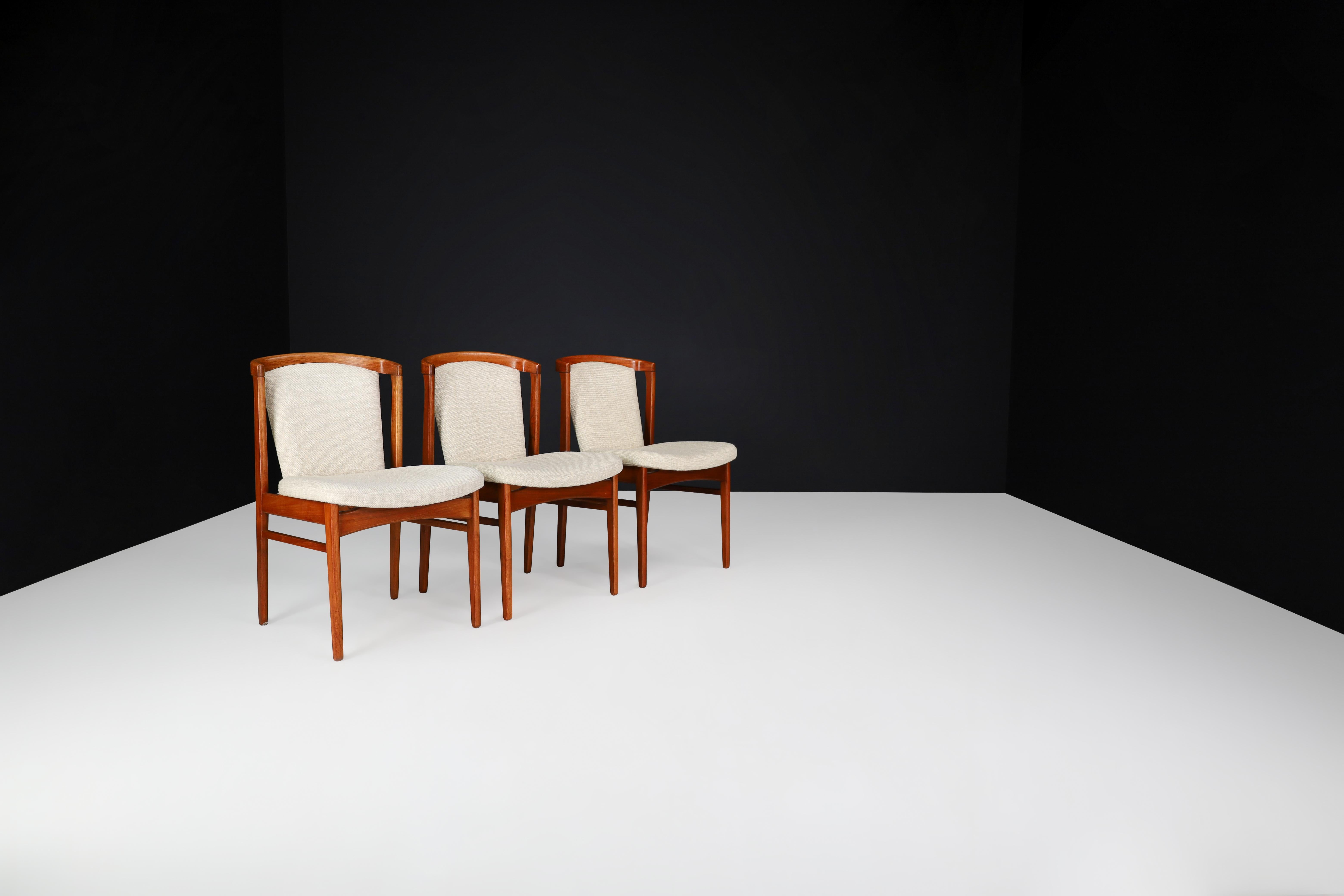 Erik Buch Dining Chairs for Orum Mobler, Denmark, 1960s For Sale 6