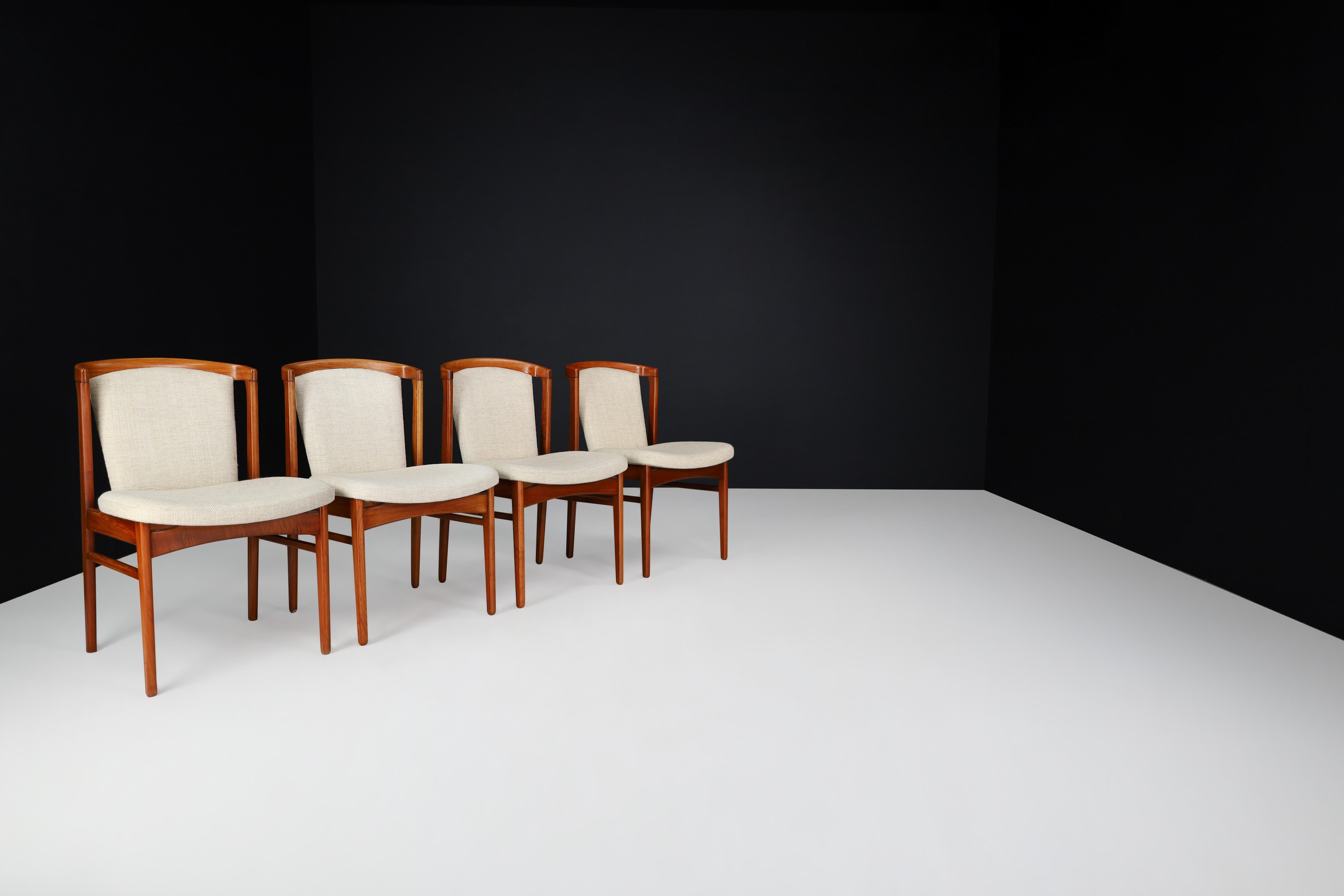 Erik Buch Dining Chairs for Orum Mobler, Denmark, 1960s For Sale 7