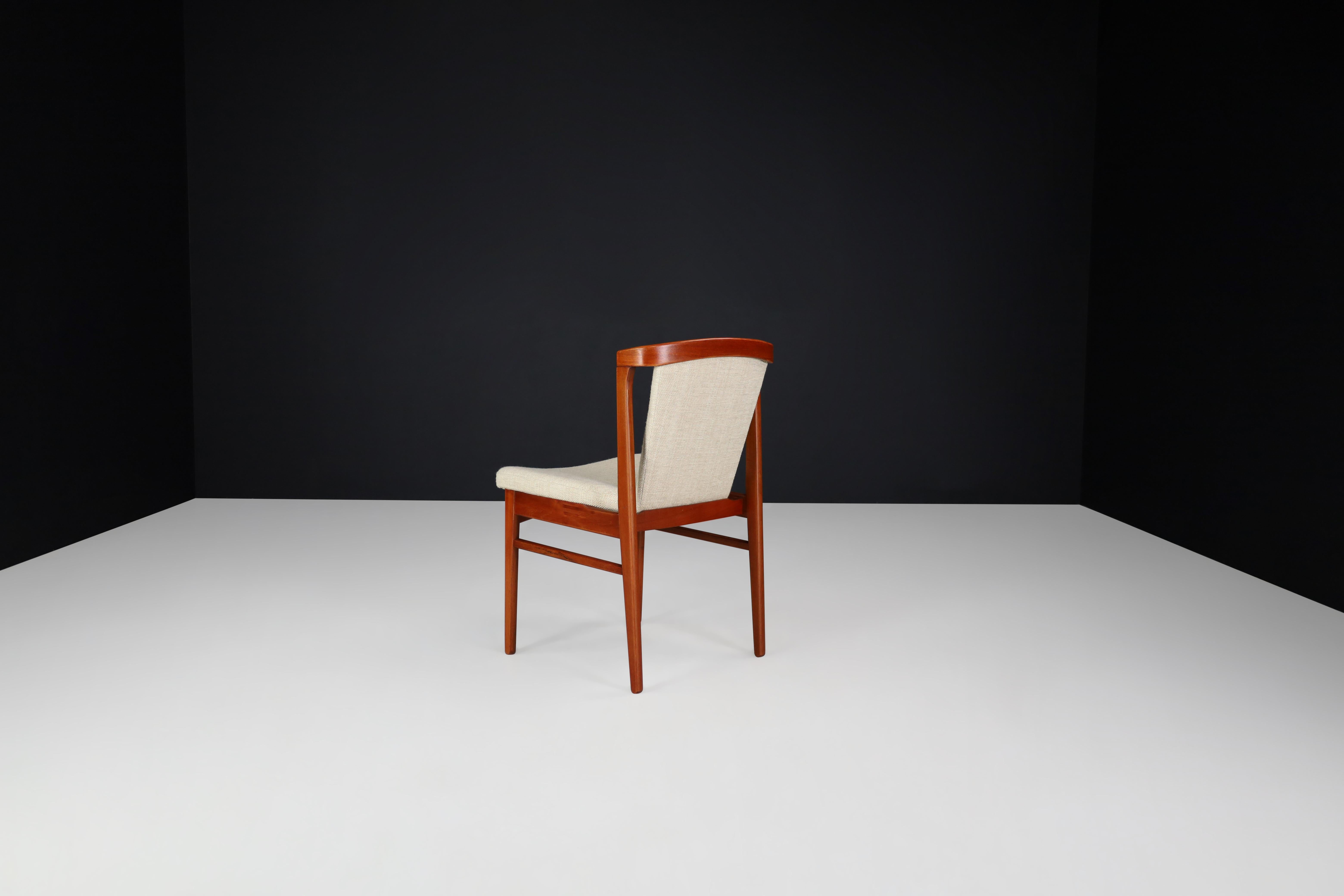 Erik Buch Dining Chairs for Orum Mobler, Denmark, 1960s For Sale 9