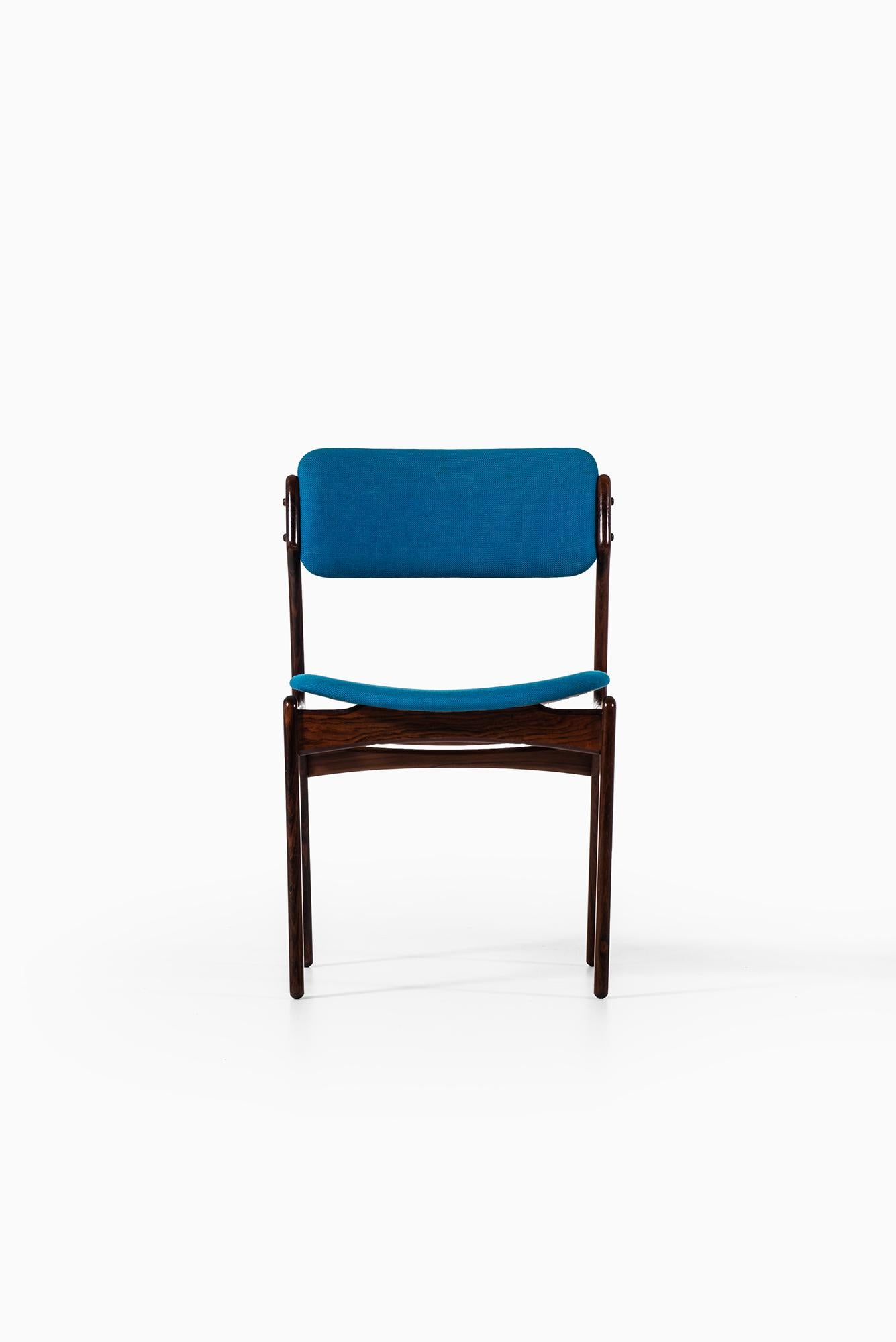Erik Buch Dining Chairs Model OD-49 by Oddense Maskinsnedkeri in Denmark For Sale 1