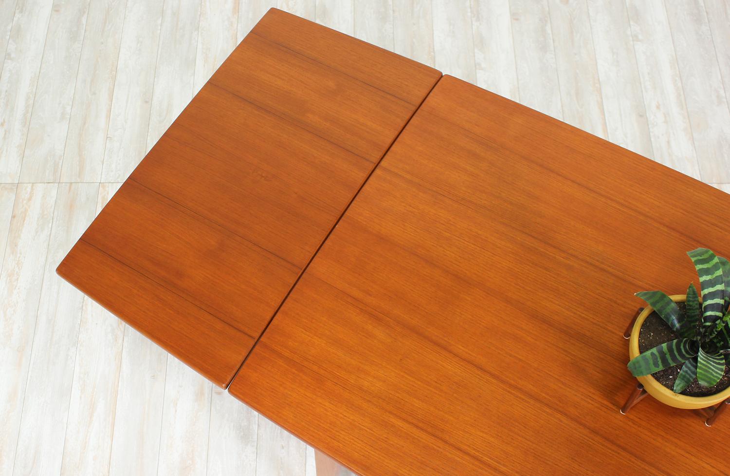 Erik Buch Dining Table for Funder-Schmidt & Madsen 2