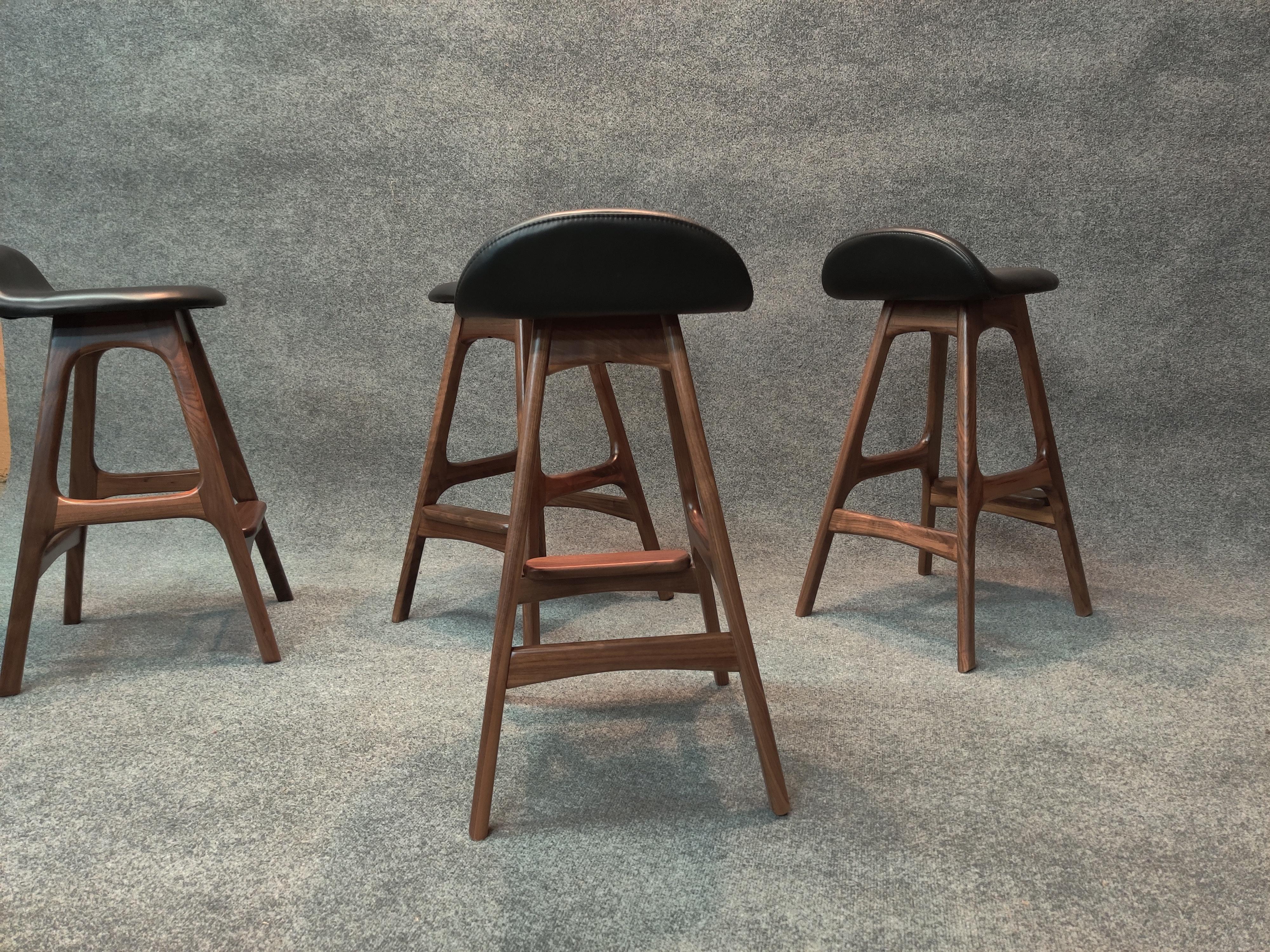 Erik Buch for France and Son Set of 4 Model 61 Barstools Walnut and Leather 1