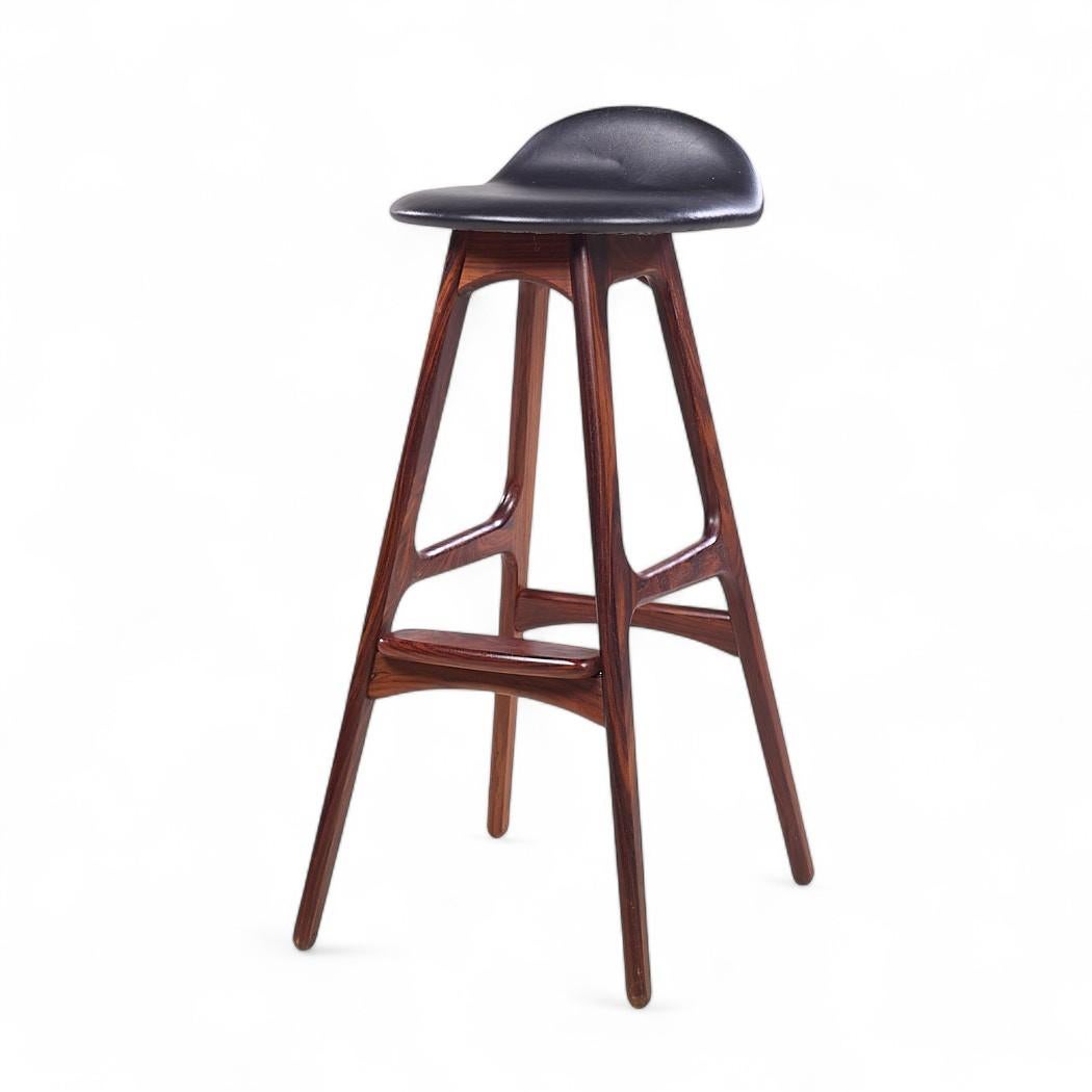 20ième siècle Erik Buch pour Oddense Møbler OD-61 Tabourets de bar danois en bois de rose - Lot de 4 en vente