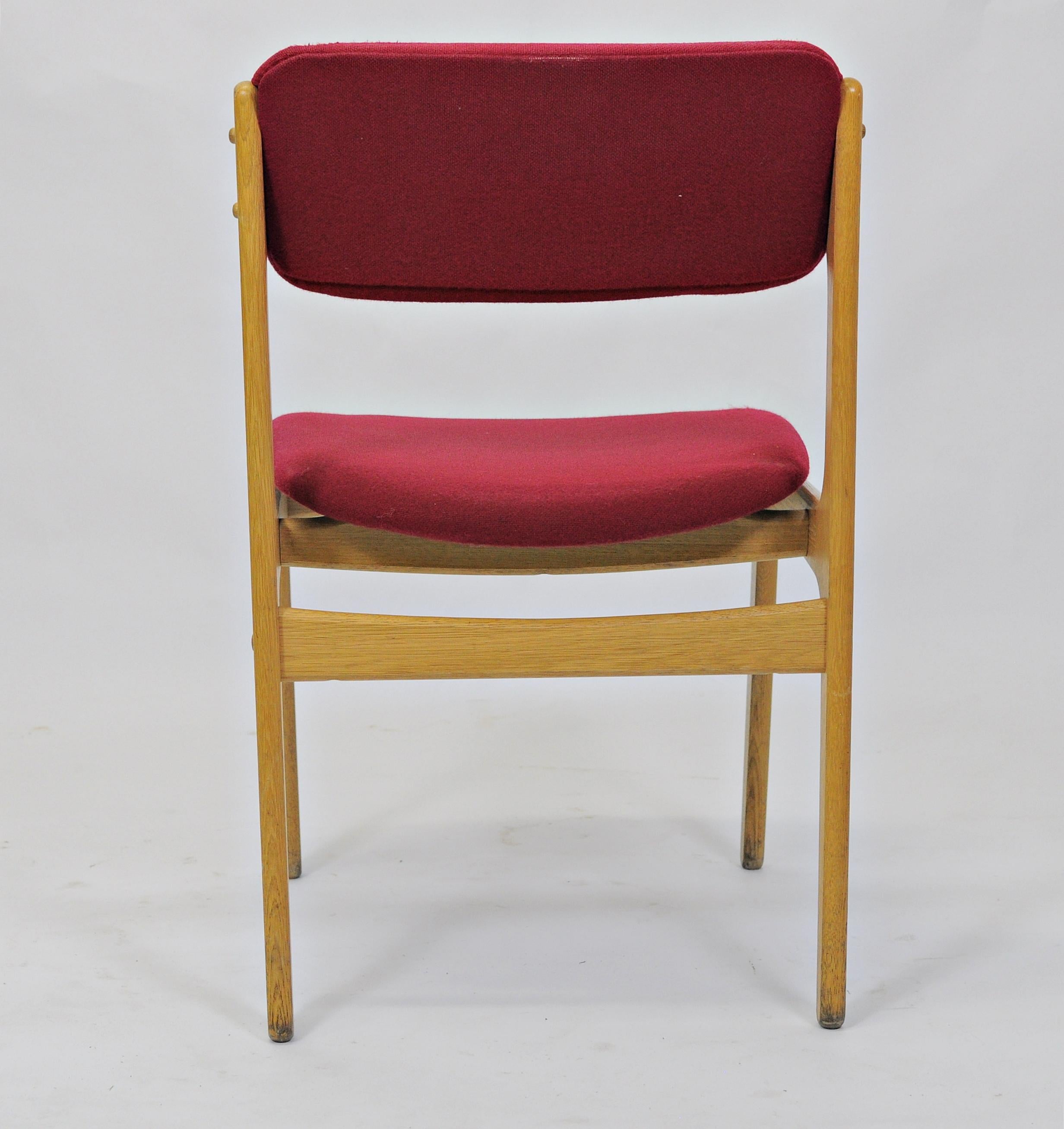 Mid-20th Century Erik Buch Four Restored and Reupholstered Dining Chairs and Two Armchairs in Oak