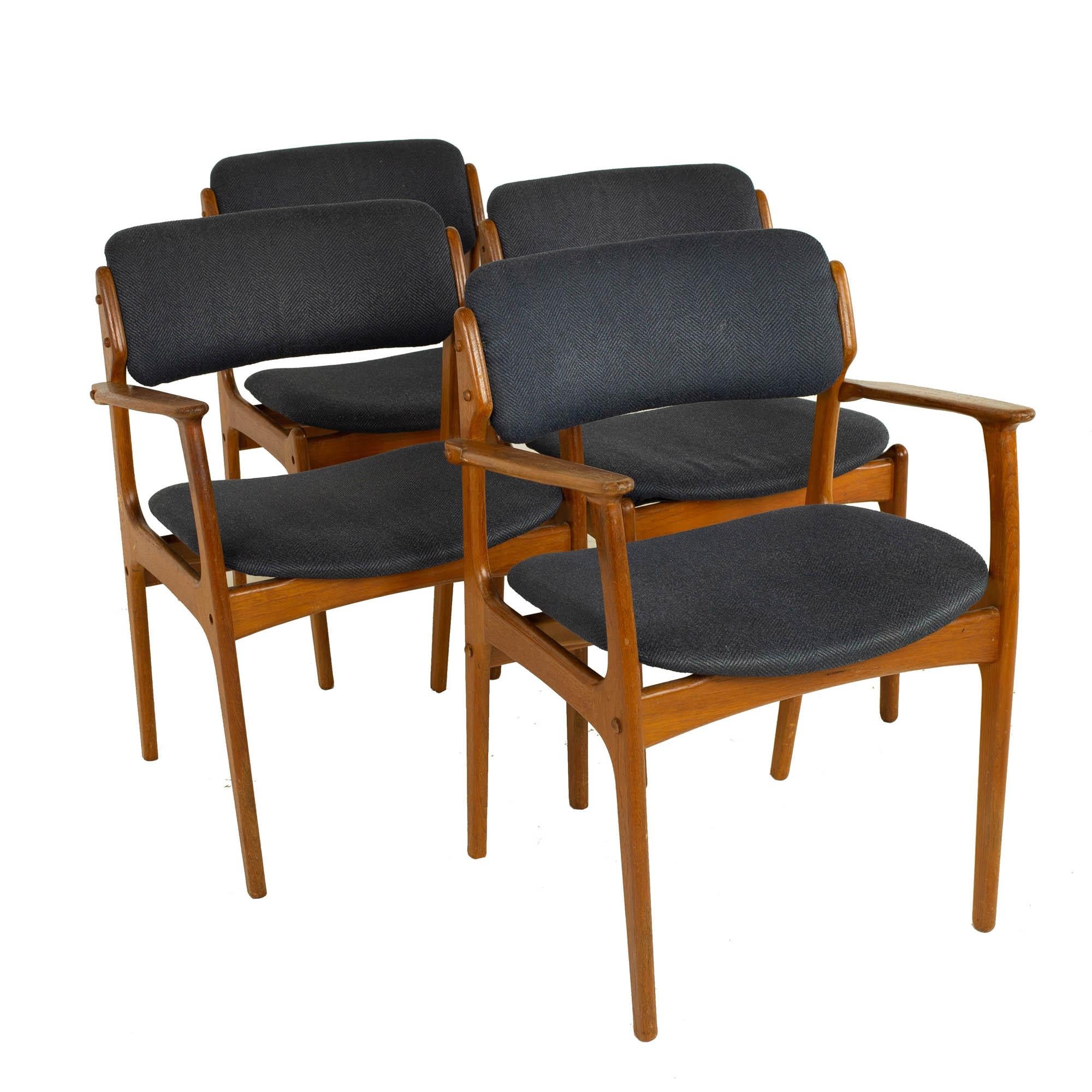 Erik Buch Mid Century Danish Teak Dining Chairs, Set of 6 In Good Condition In Countryside, IL